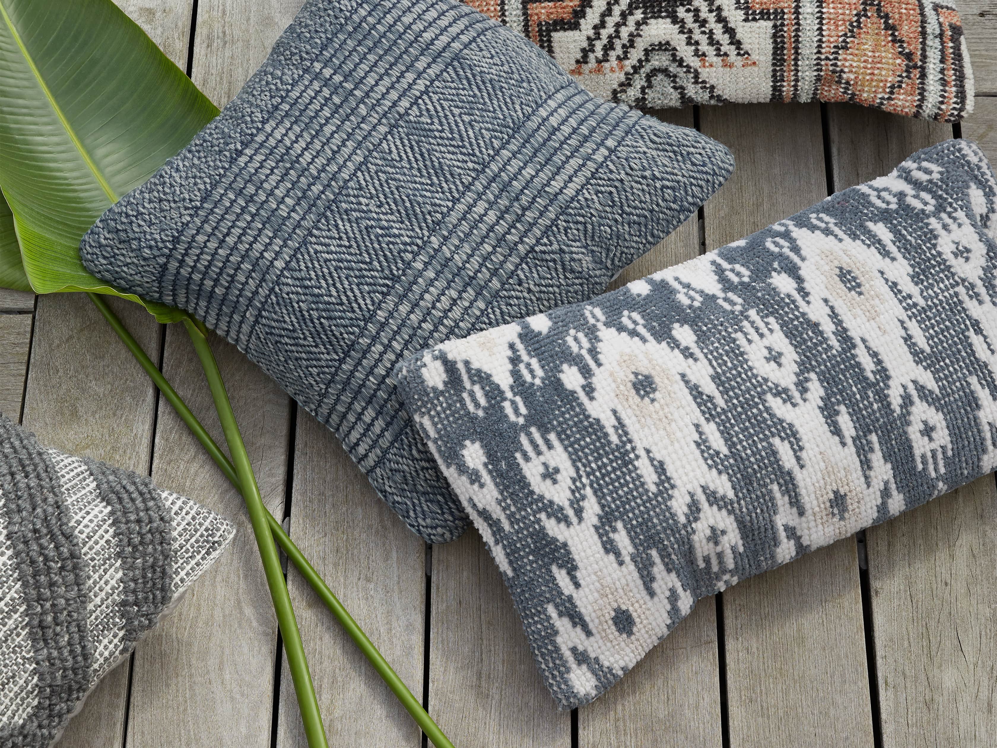Baja Outdoor Lumbar Pillow