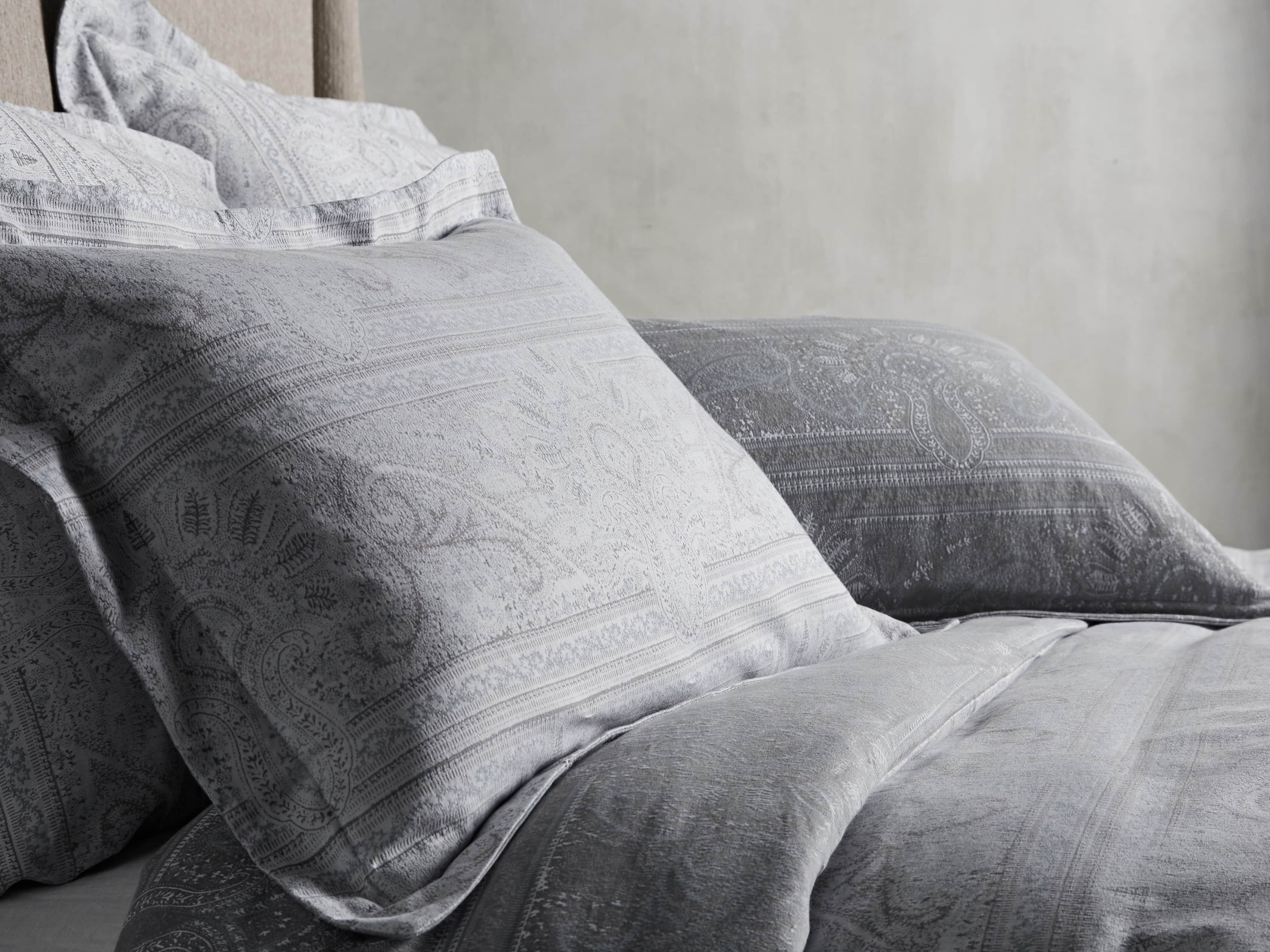 Blanca Queen Duvet Cover