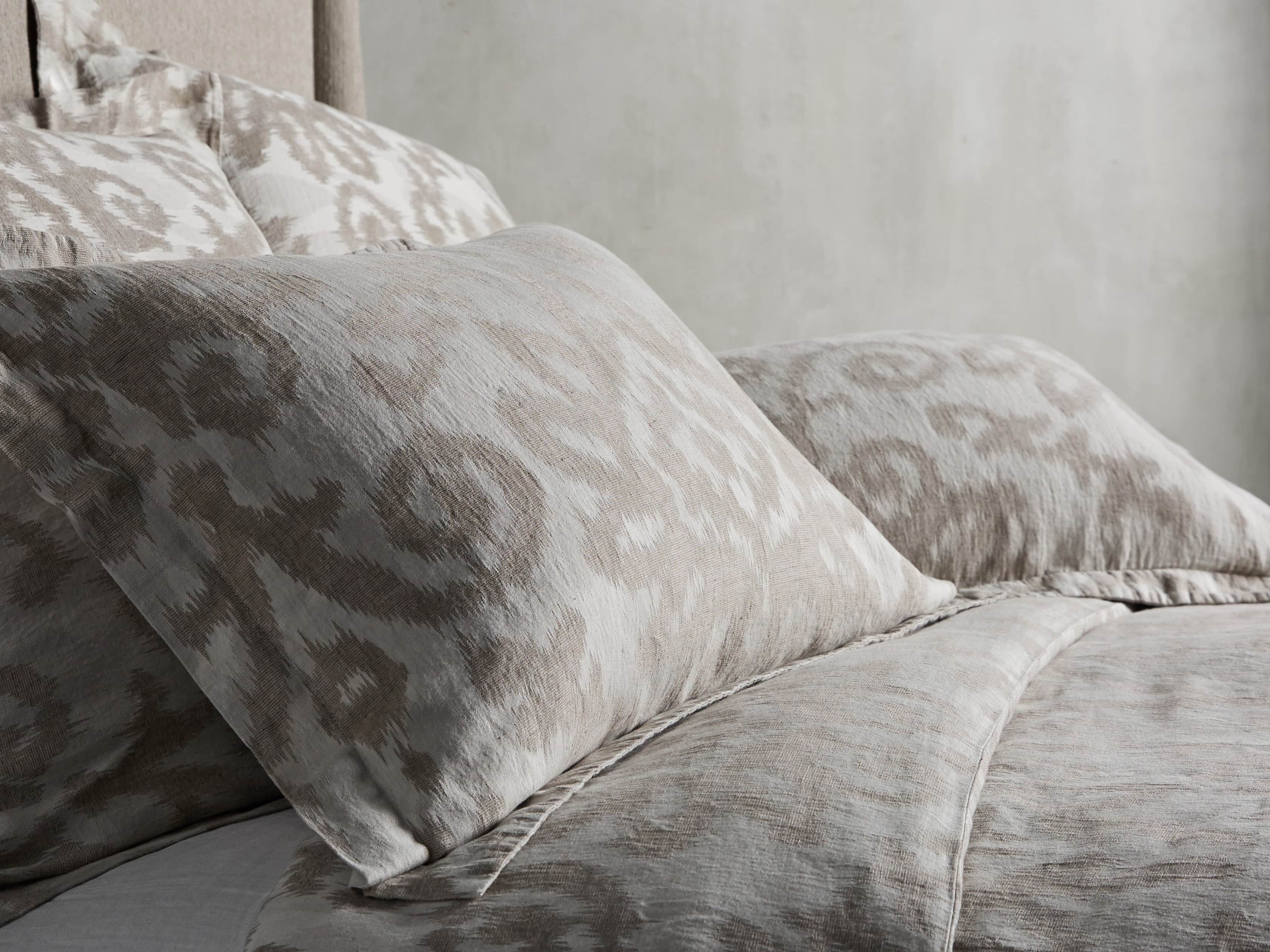 Caterina Queen Duvet Cover
