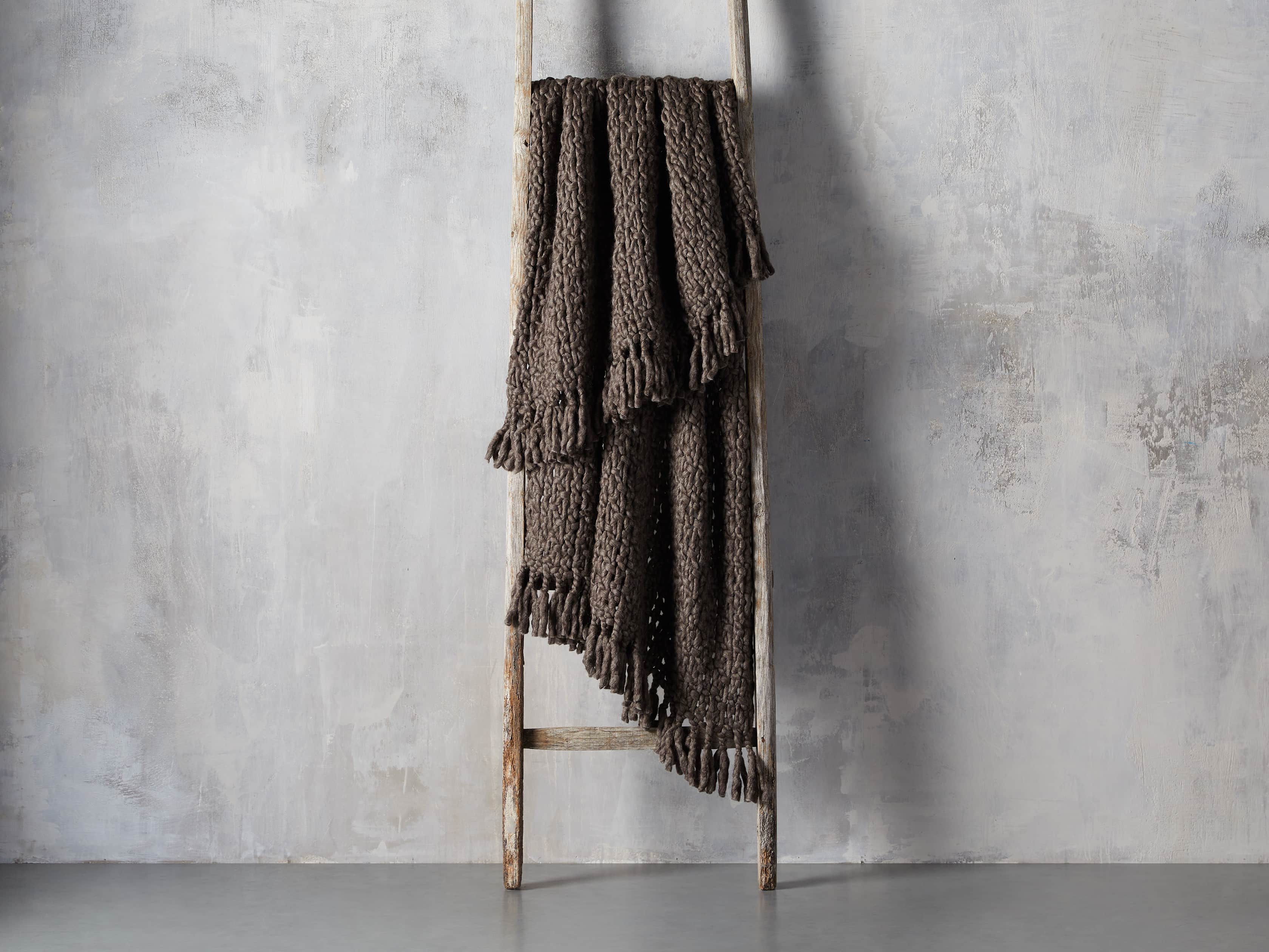Throw Blankets & Furniture Blankets Arhaus