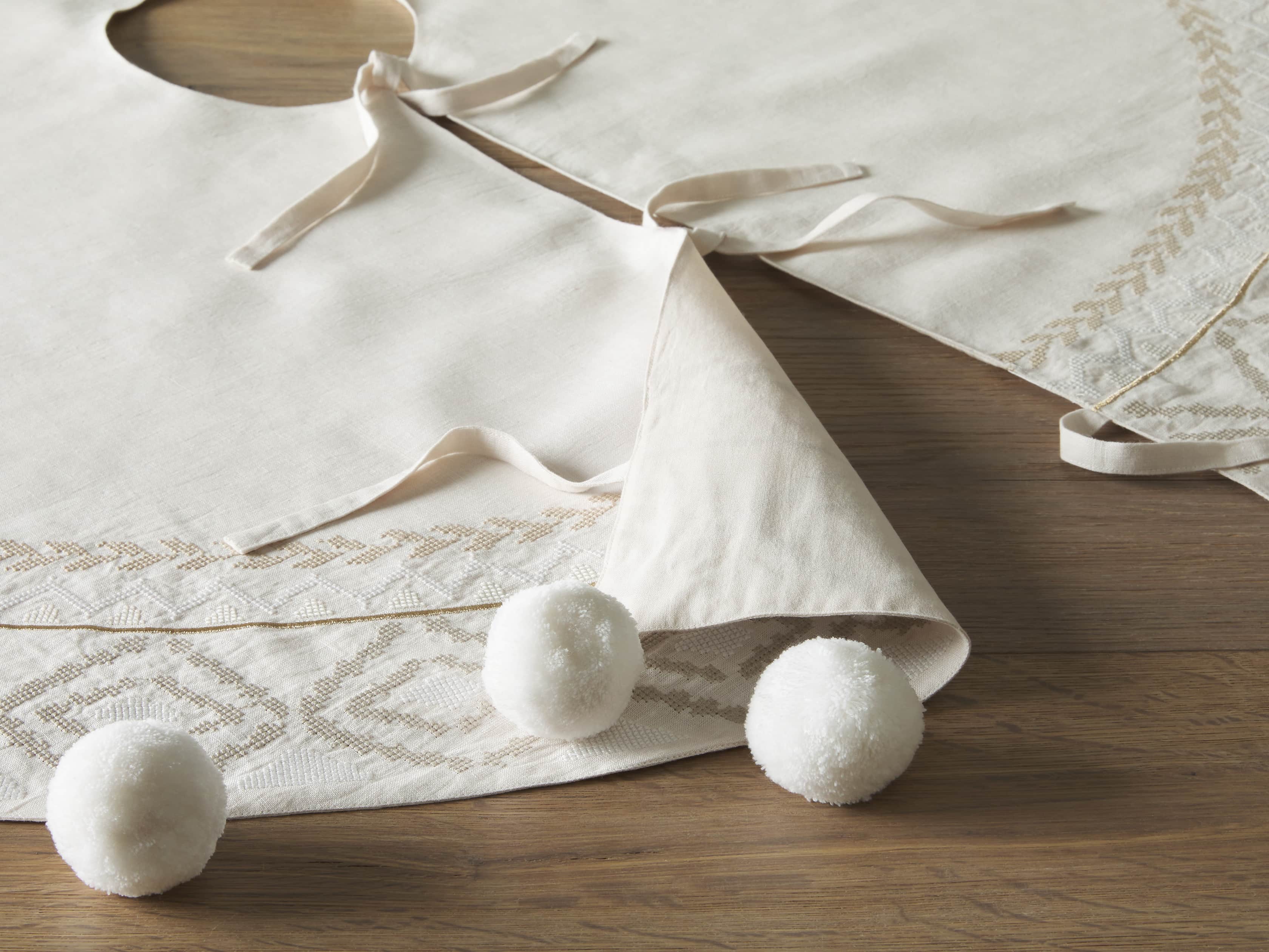 Ivory Fairisle Tree Skirt, slide 3 of 4