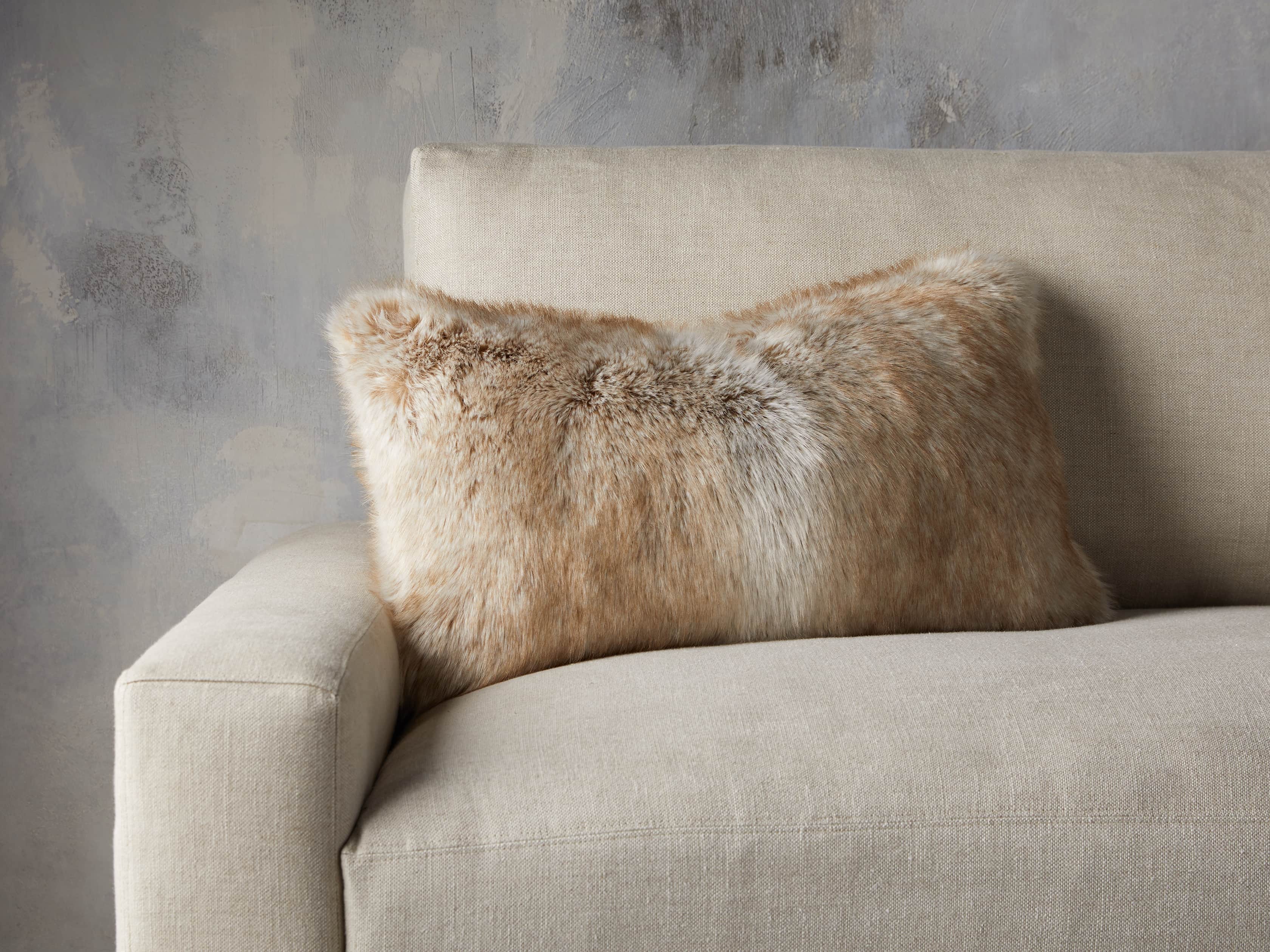 Lomi Pillow Cover in Green | Arhaus