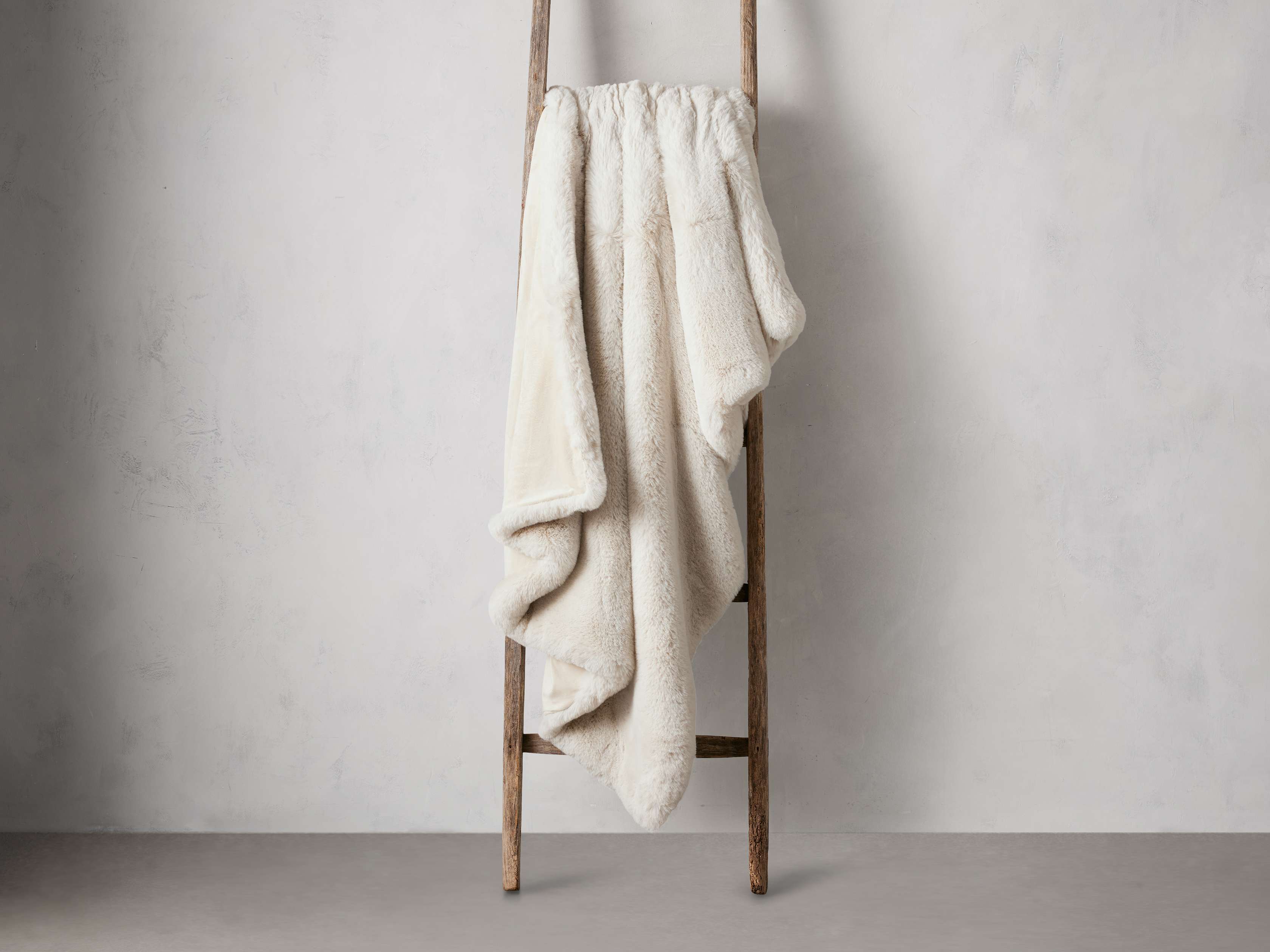 Arhaus faux fur discount throw