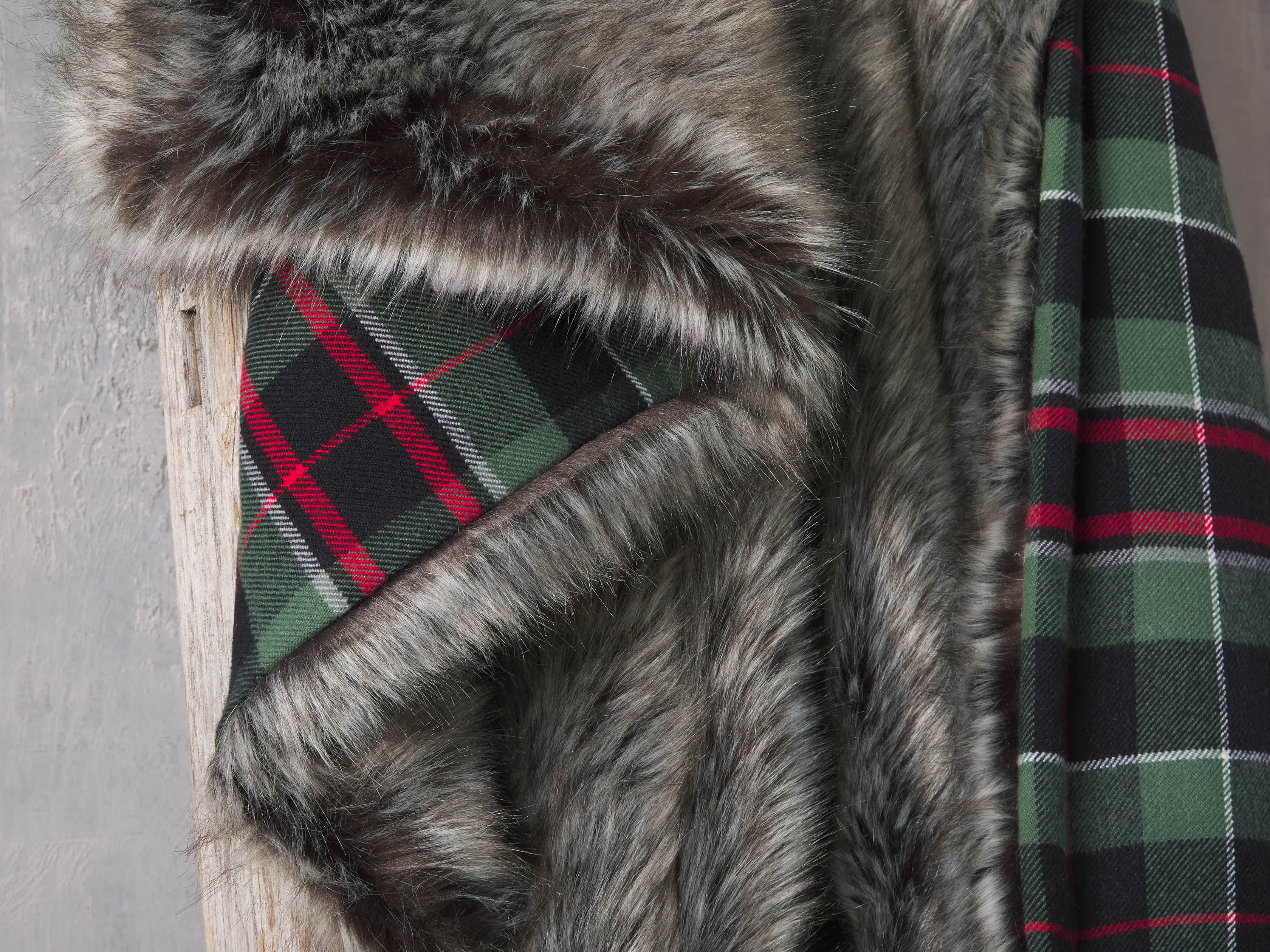 Green Tartan Faux Fur Throw, slide 4 of 4