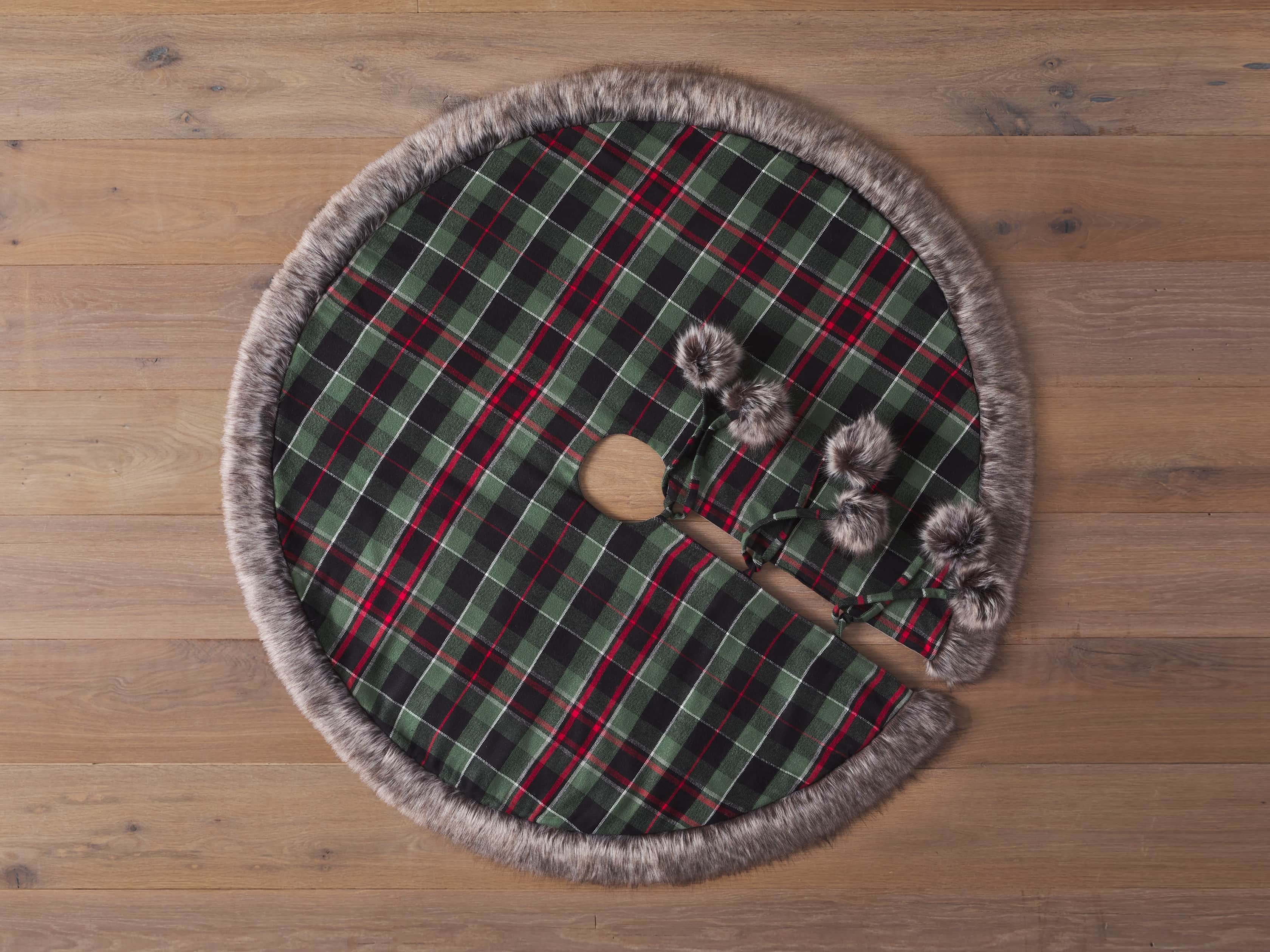 Green Tartan Faux Fur Tree Skirt, slide 2 of 3