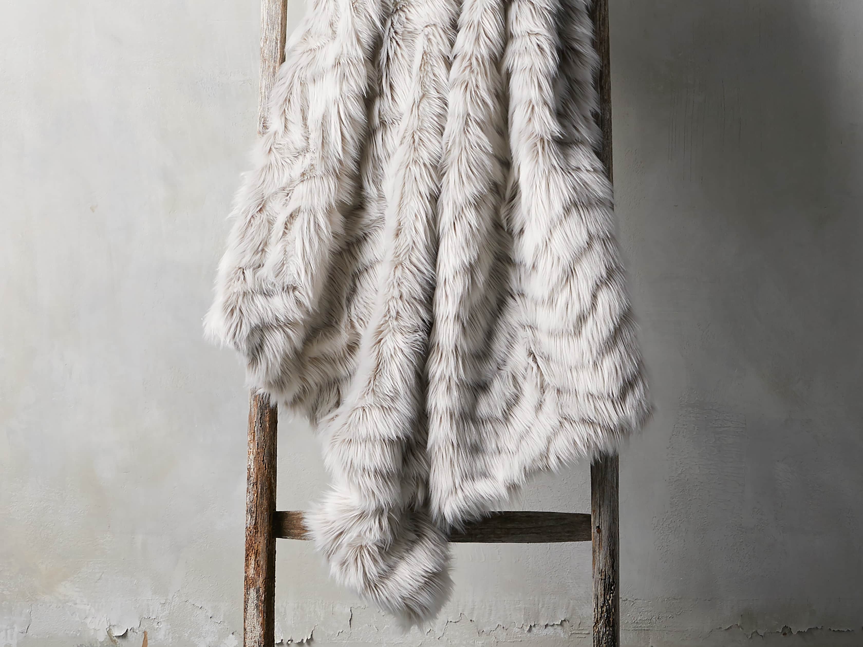Faux Fur Chevron Grey Throw