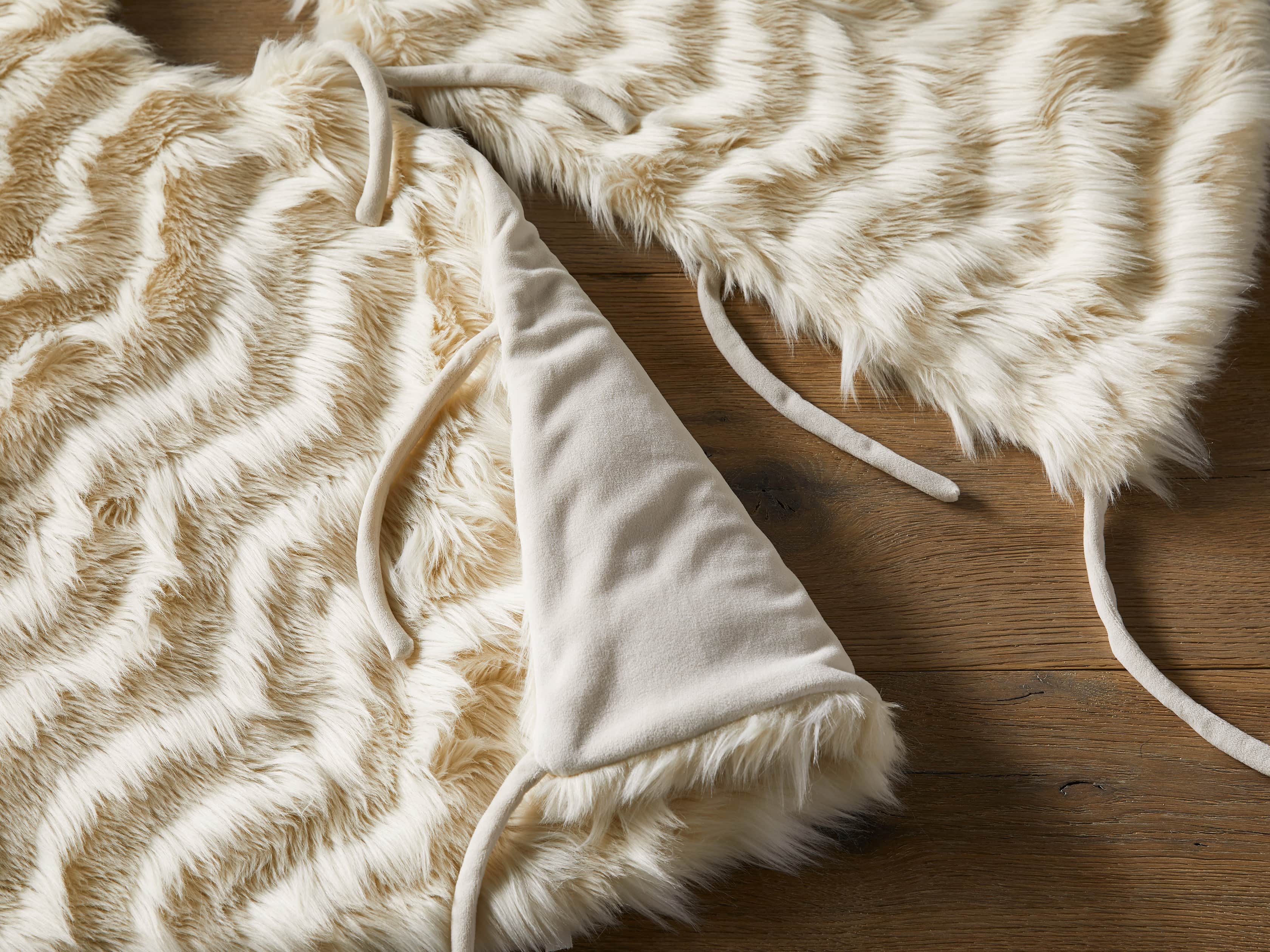 Faux Fur Tree Skirt in Chevron