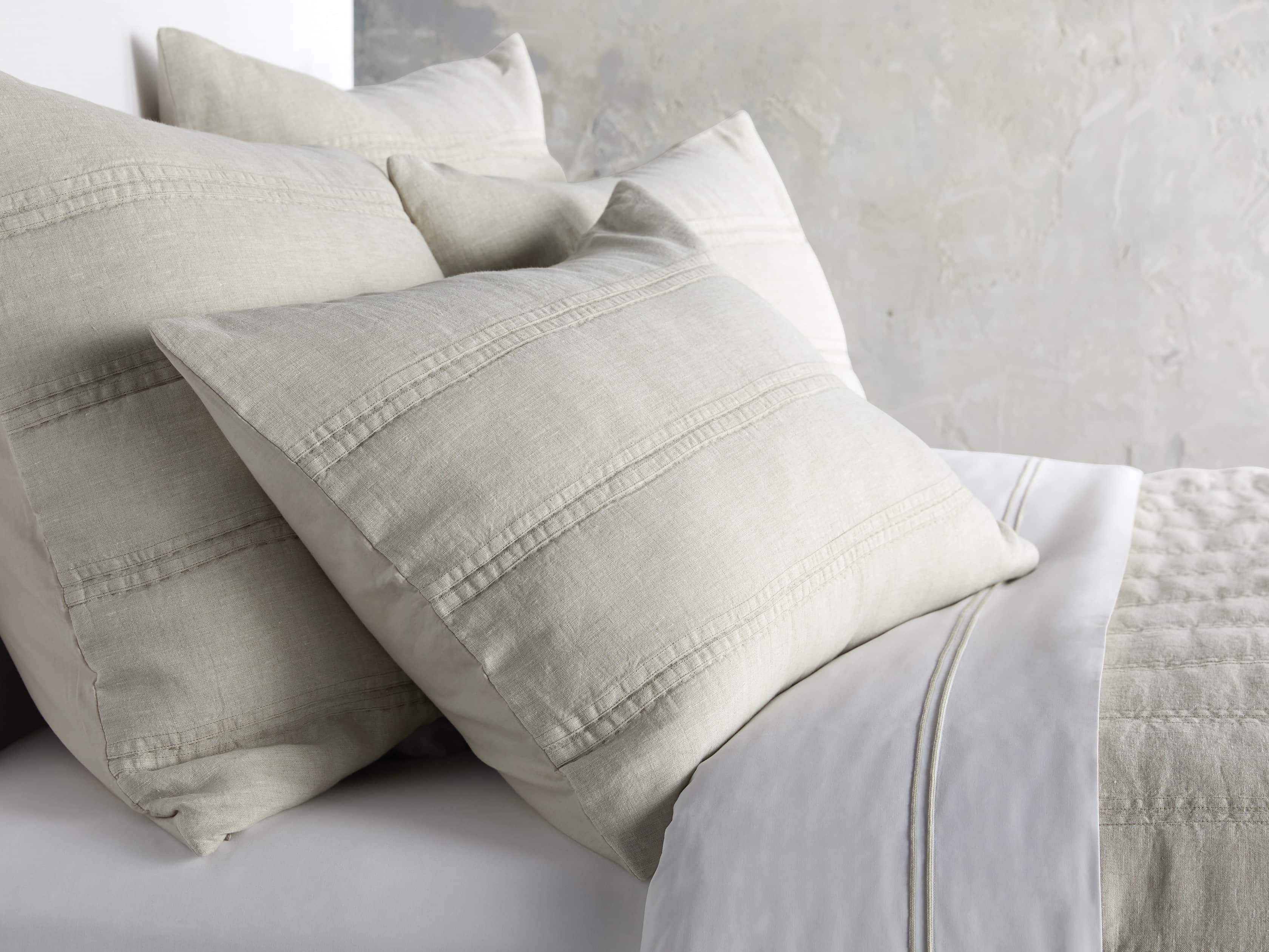 French Seam Linen King Quilt in Natural, slide 3 of 4