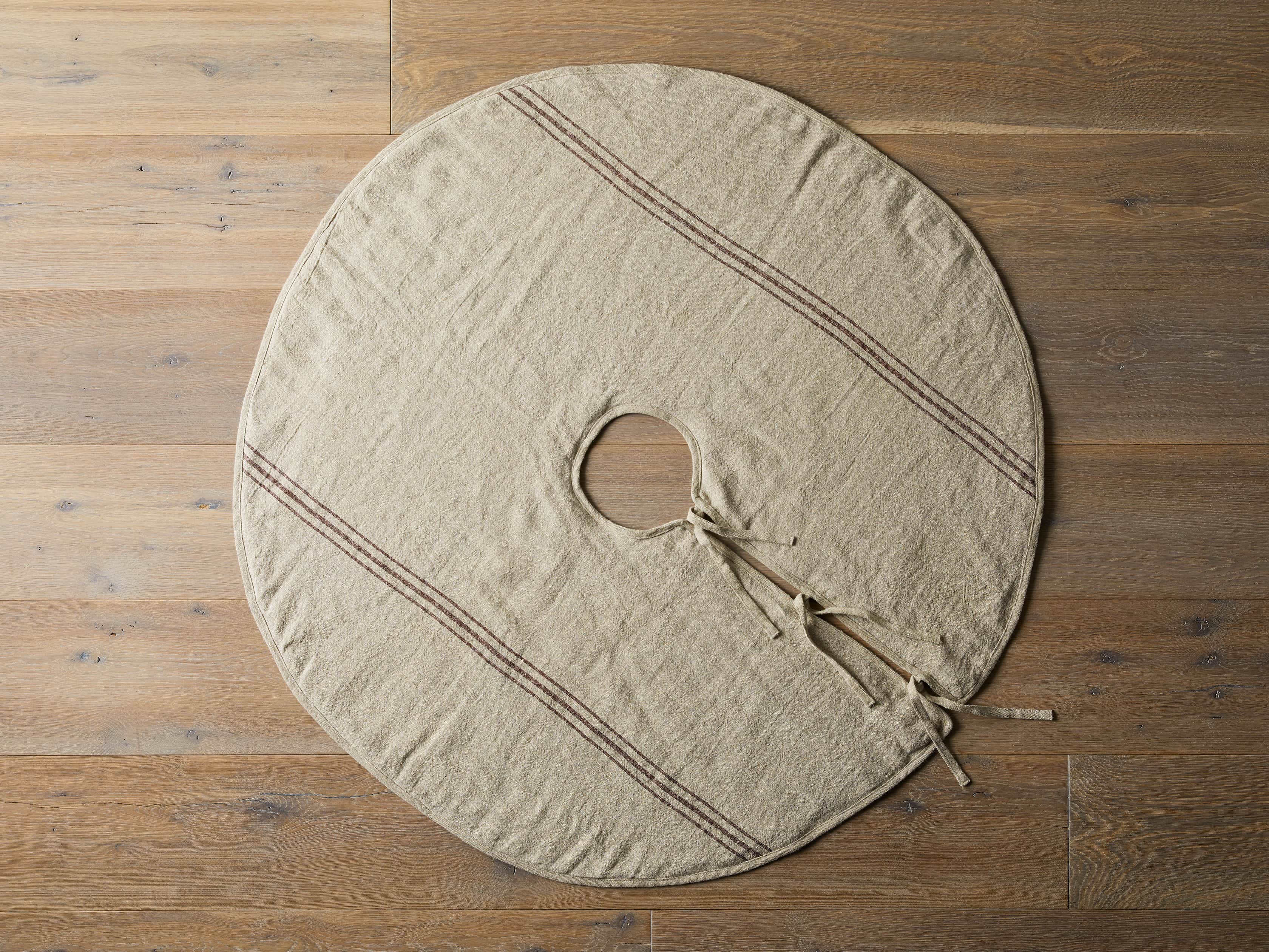 Stripped Linen Tree Skirt