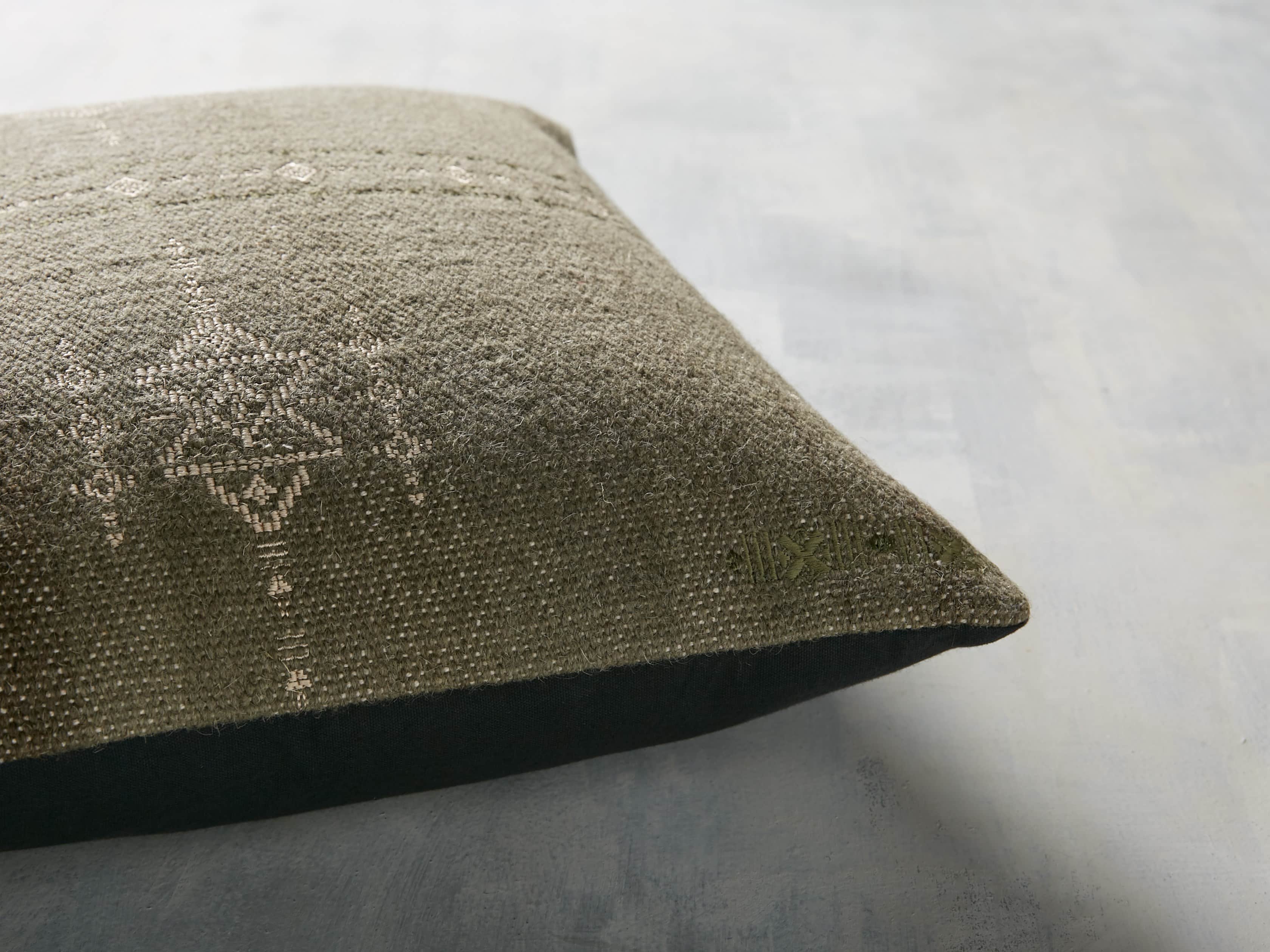 Mila Pillow