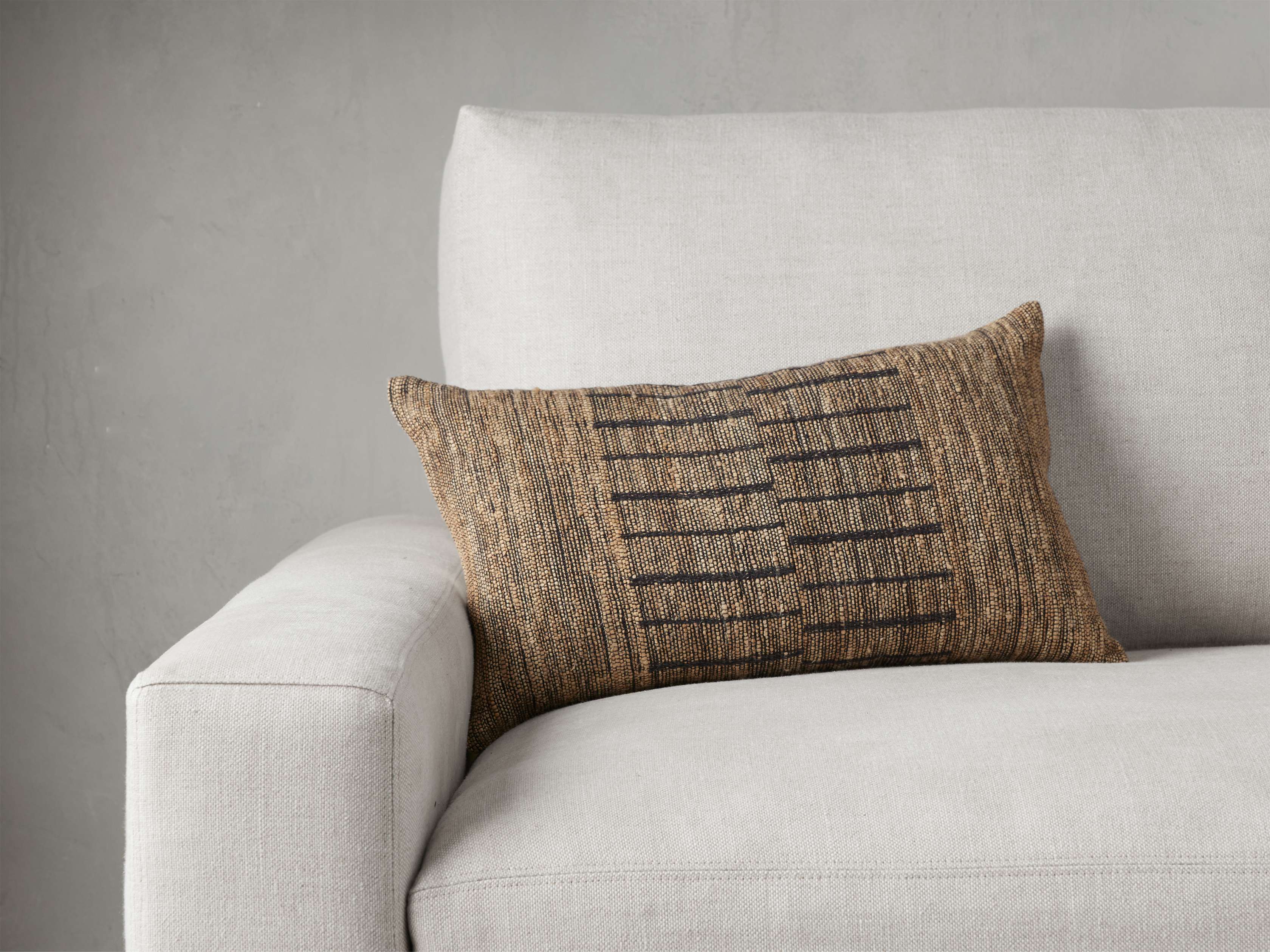 Neve Lumbar Pillow Cover