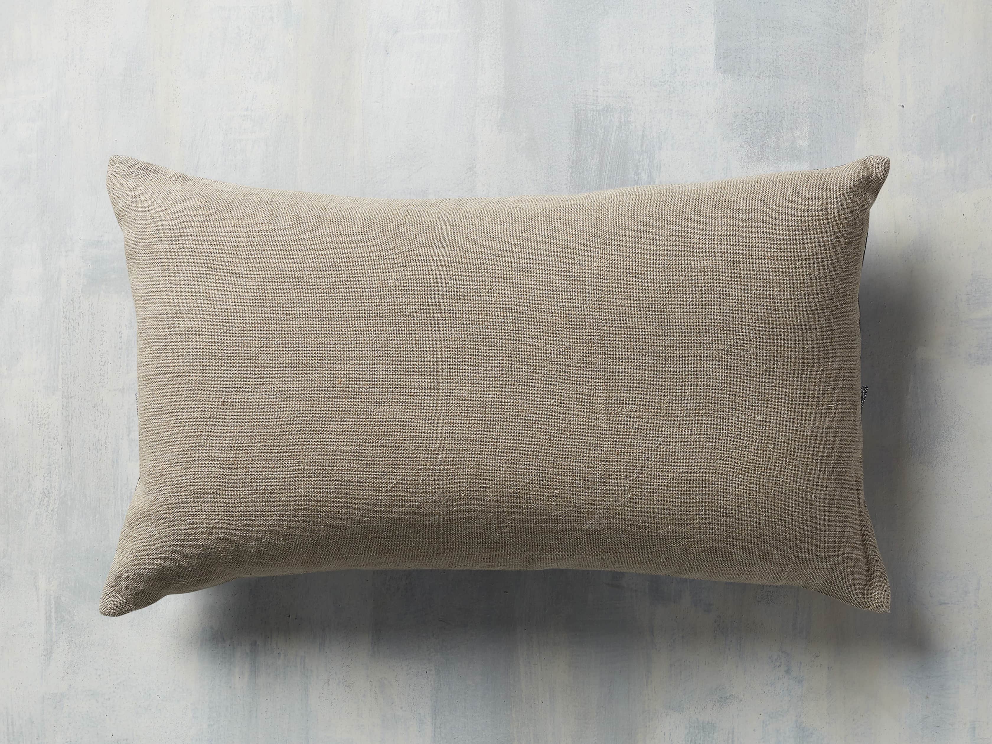 Navine Lumbar Pillow