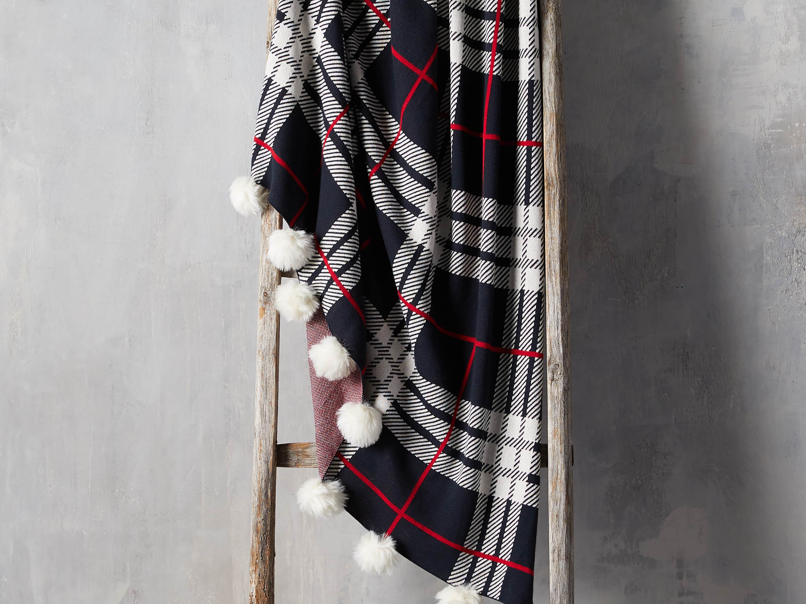 Throw Blankets & Furniture Blankets Arhaus