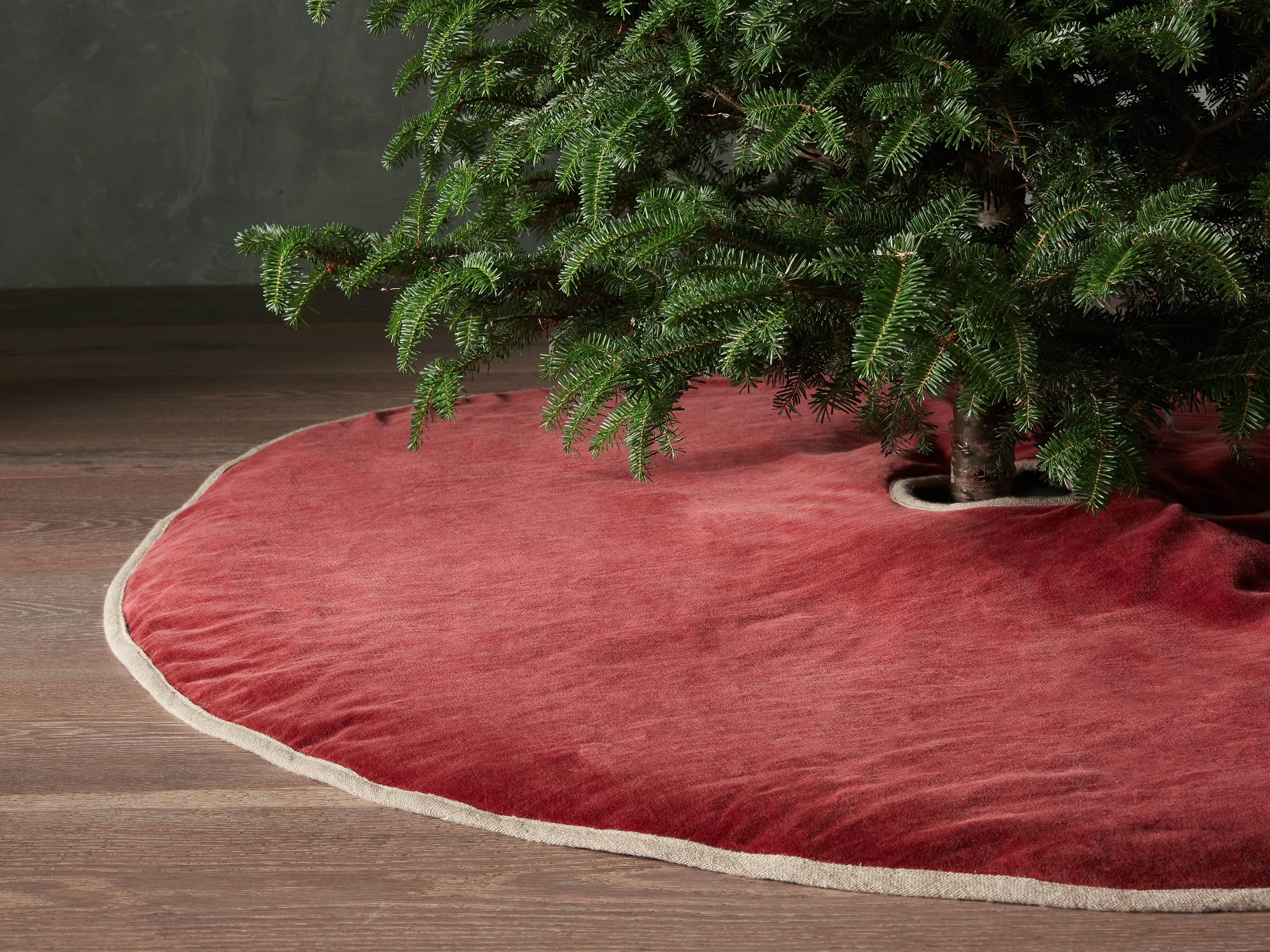 Stone washed Velvet Tree Skirt in Red