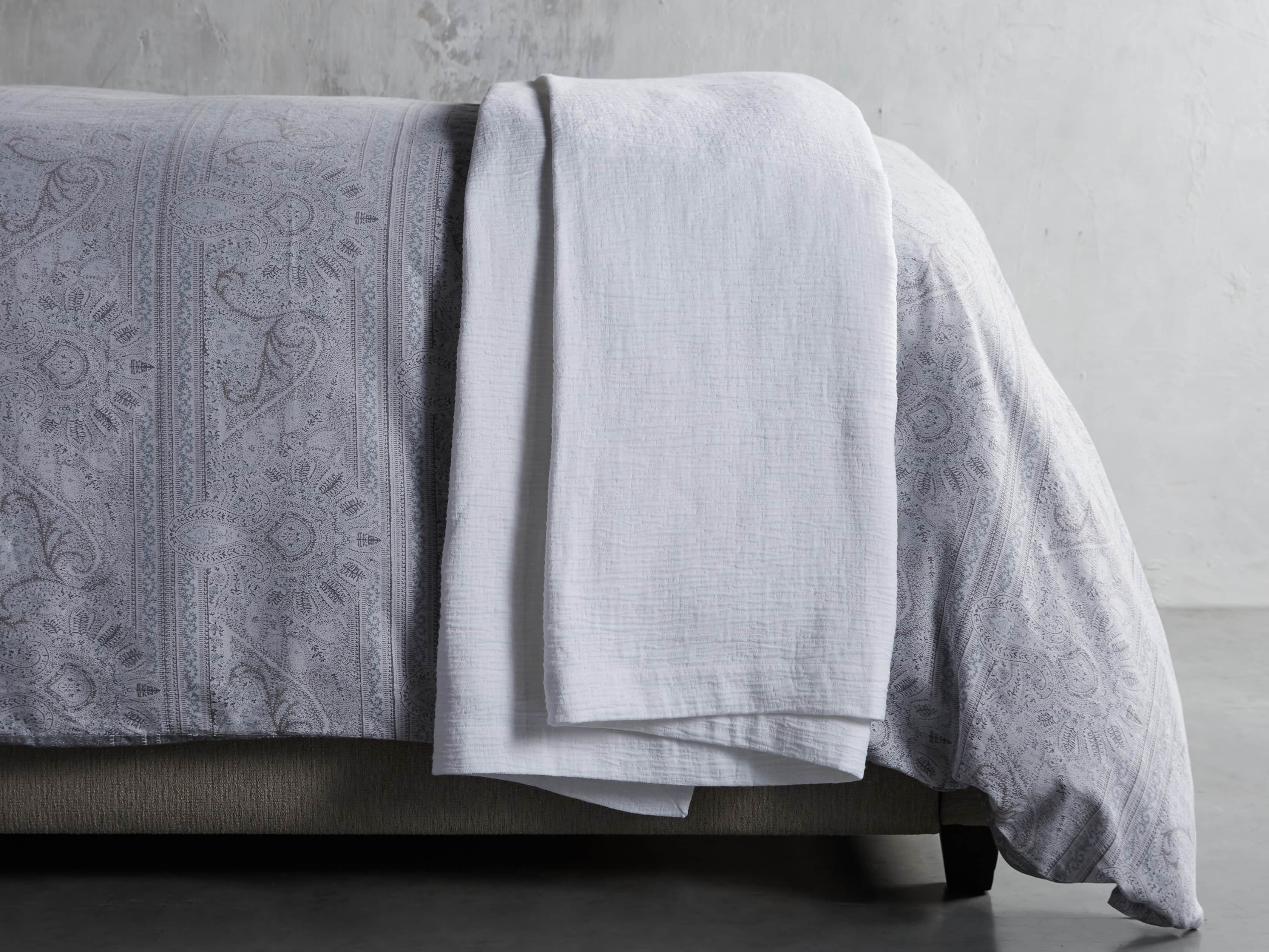 Matelasse King Coverlet in White