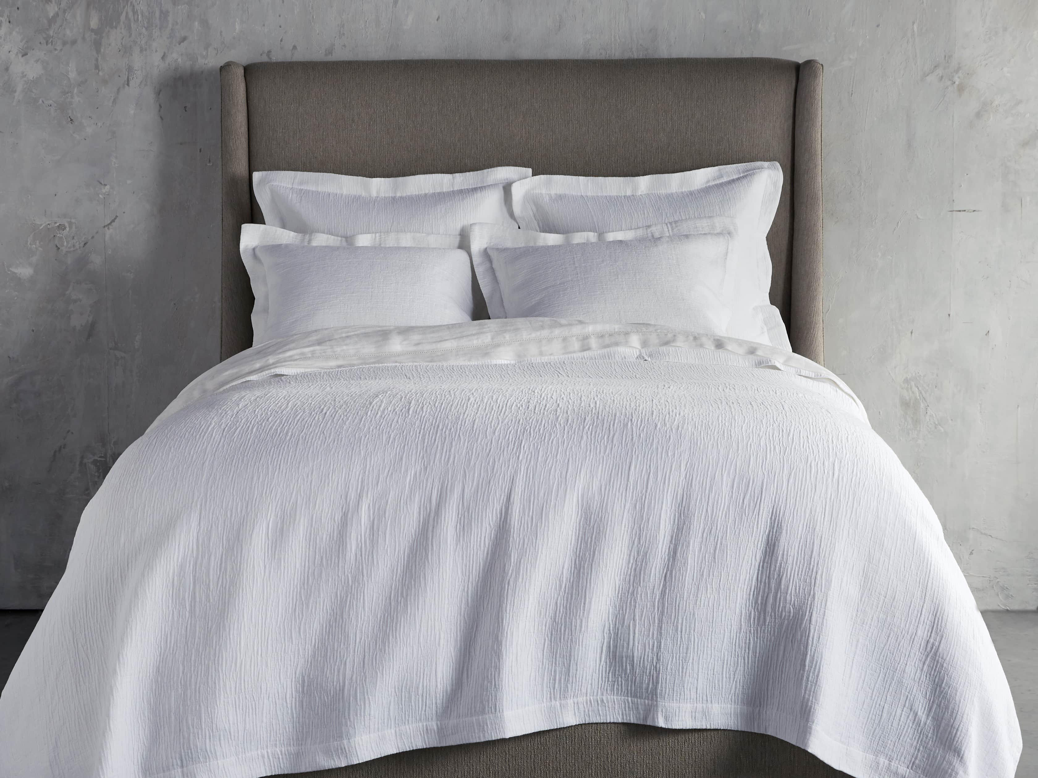 Matelasse Standard Sham in White