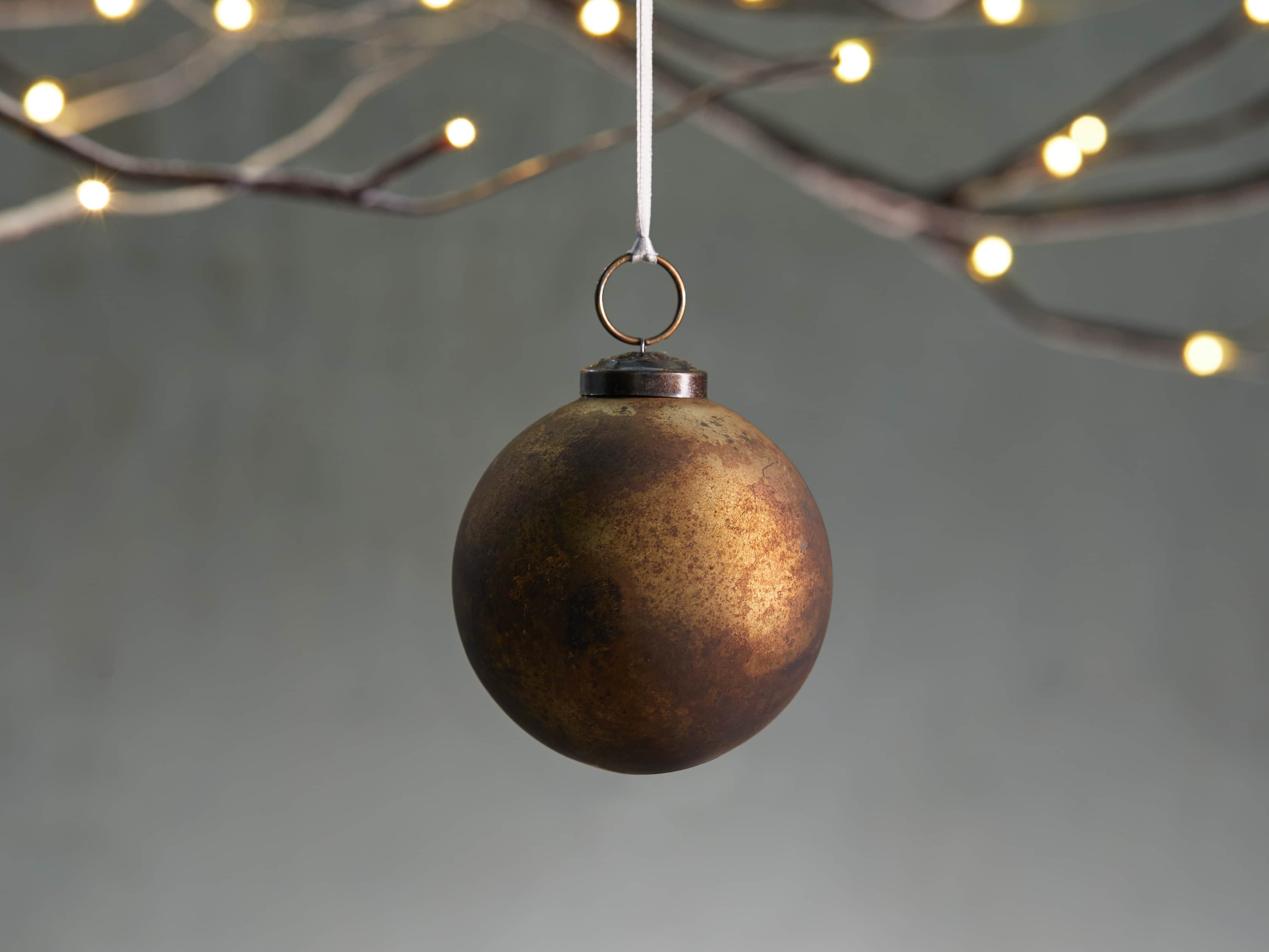 Small Celestial Ornament in Gold (Set of 6), slide 1 of 4