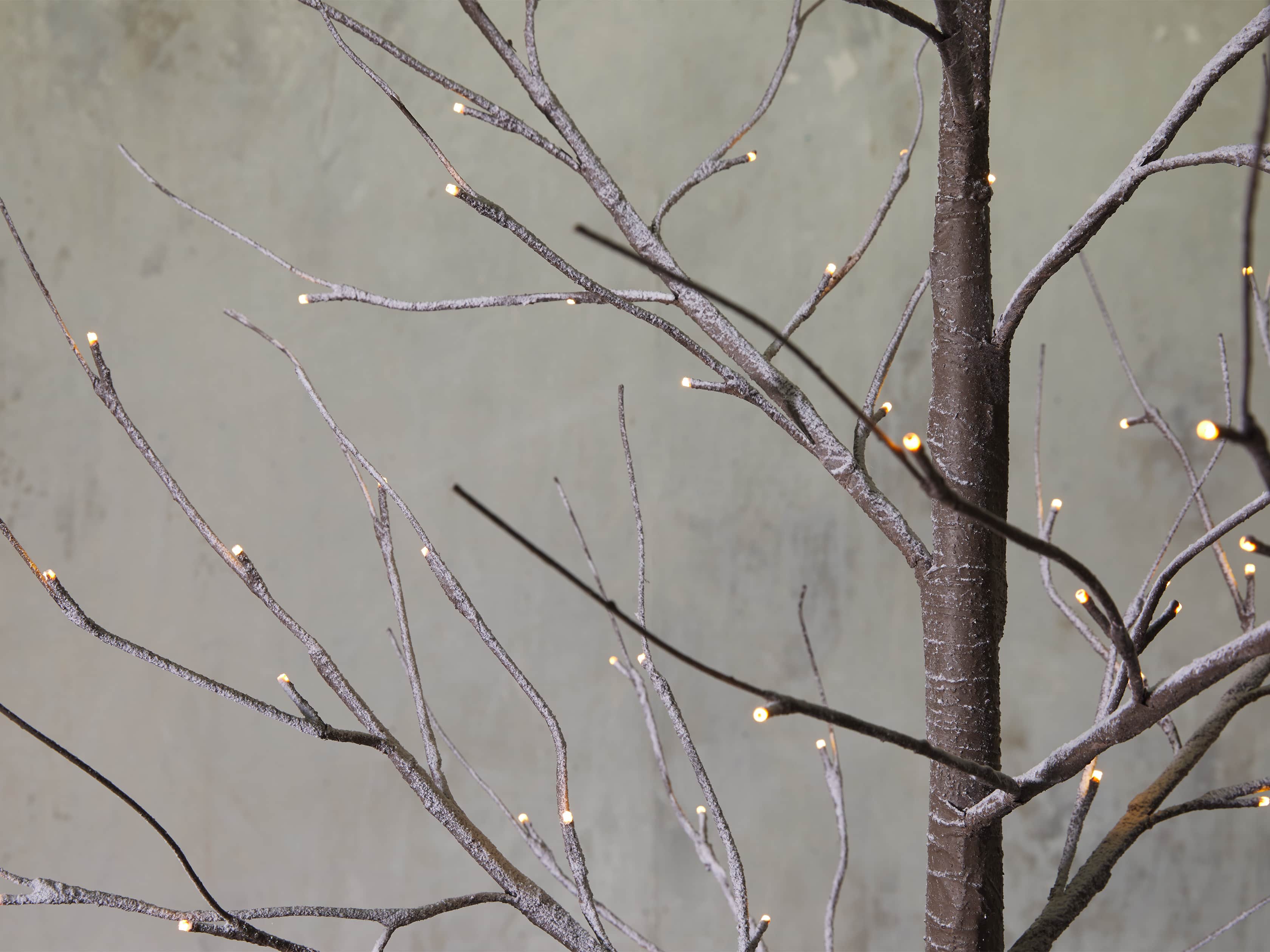 4' Aurora Snowy Tree, slide 3 of 6