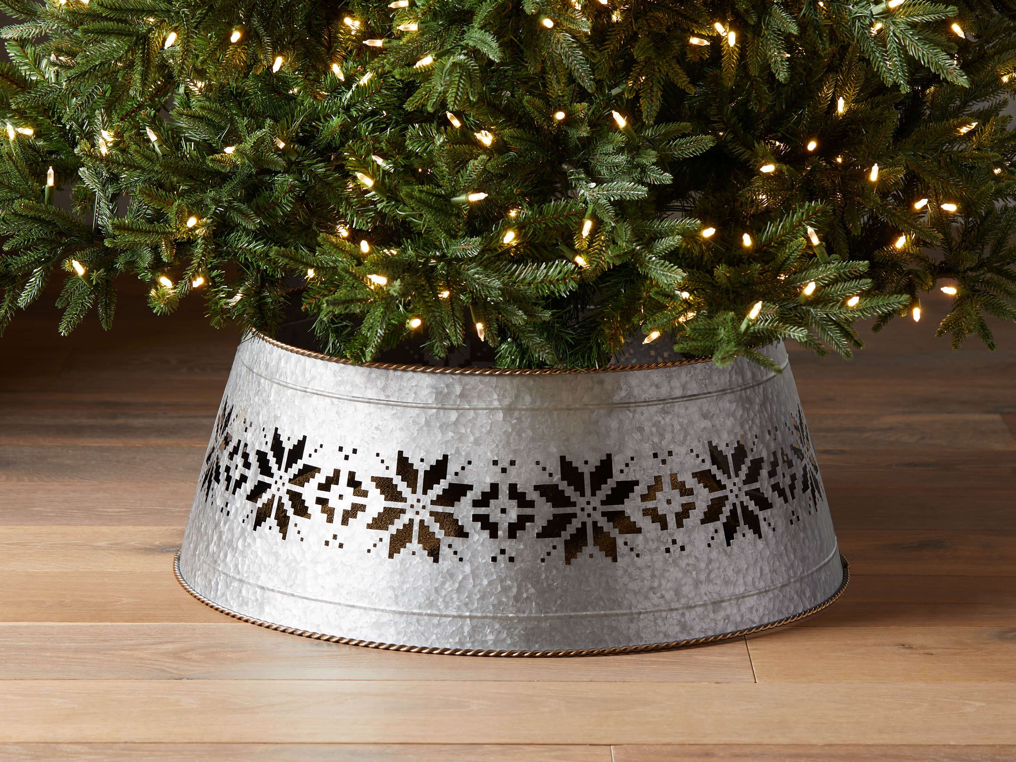 Nordic Tree Collar, slide 1 of 2