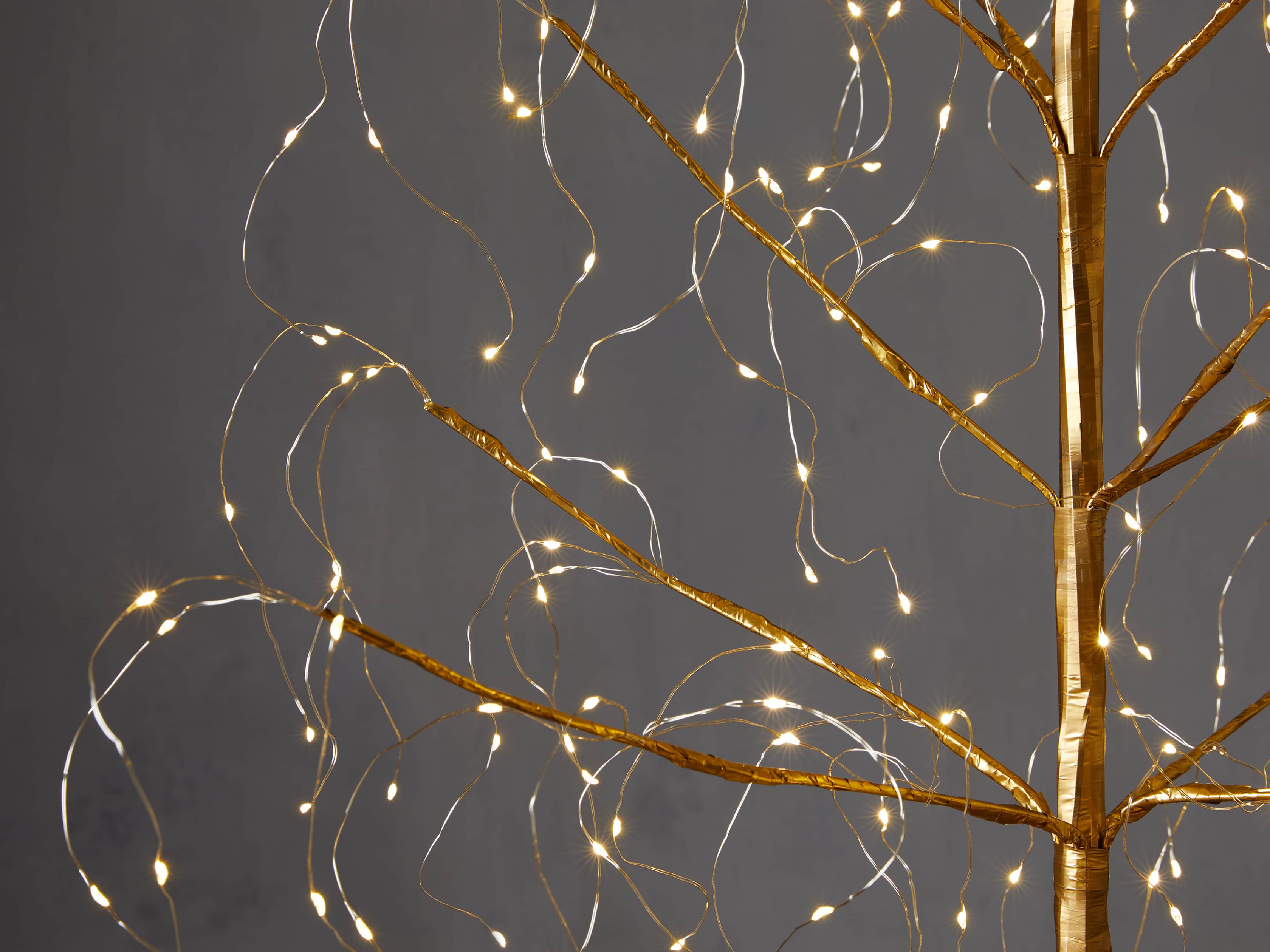 4' Gold Microlight Tree, slide 3 of 3