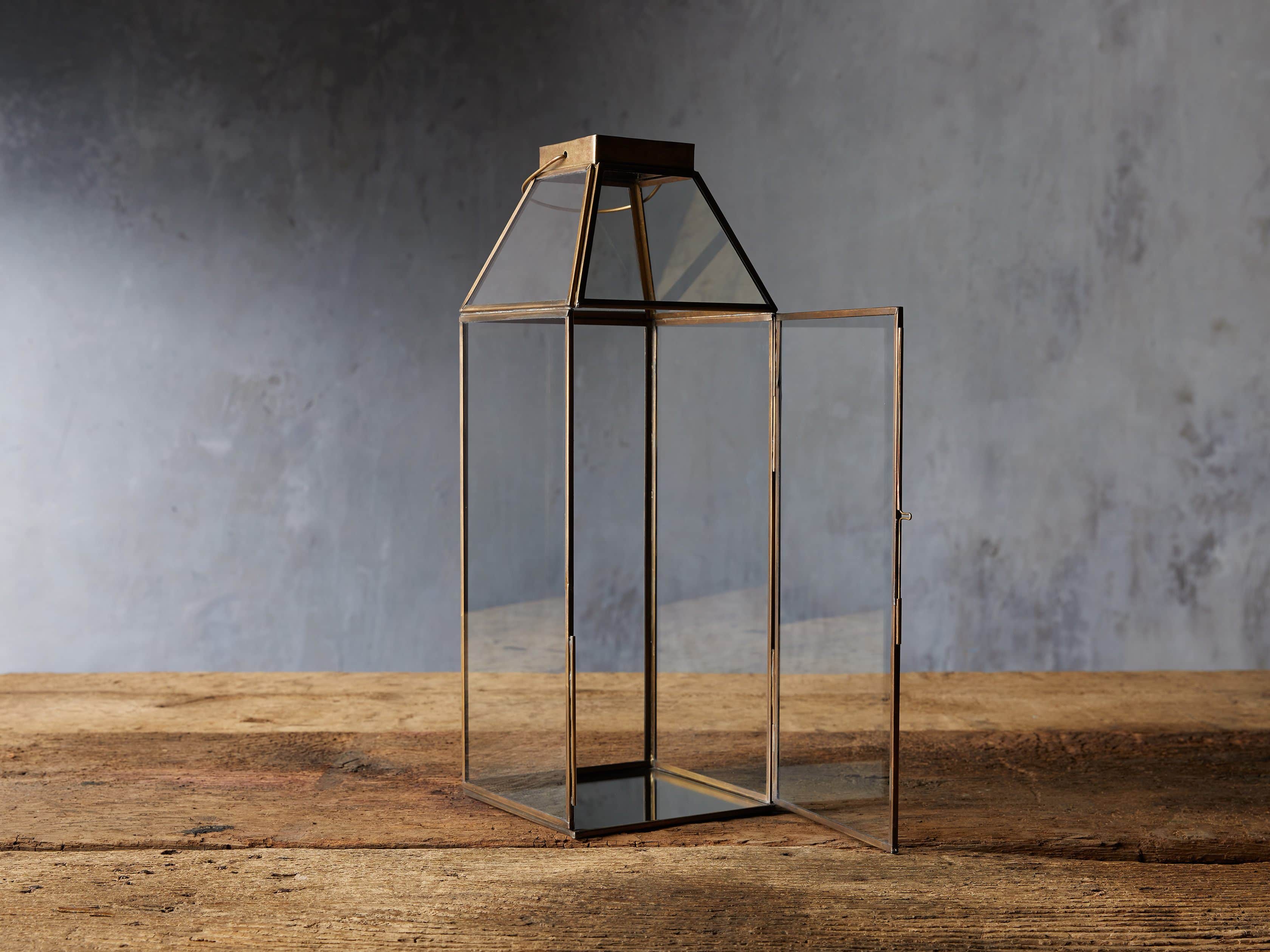 18" Clara lantern, slide 2 of 6