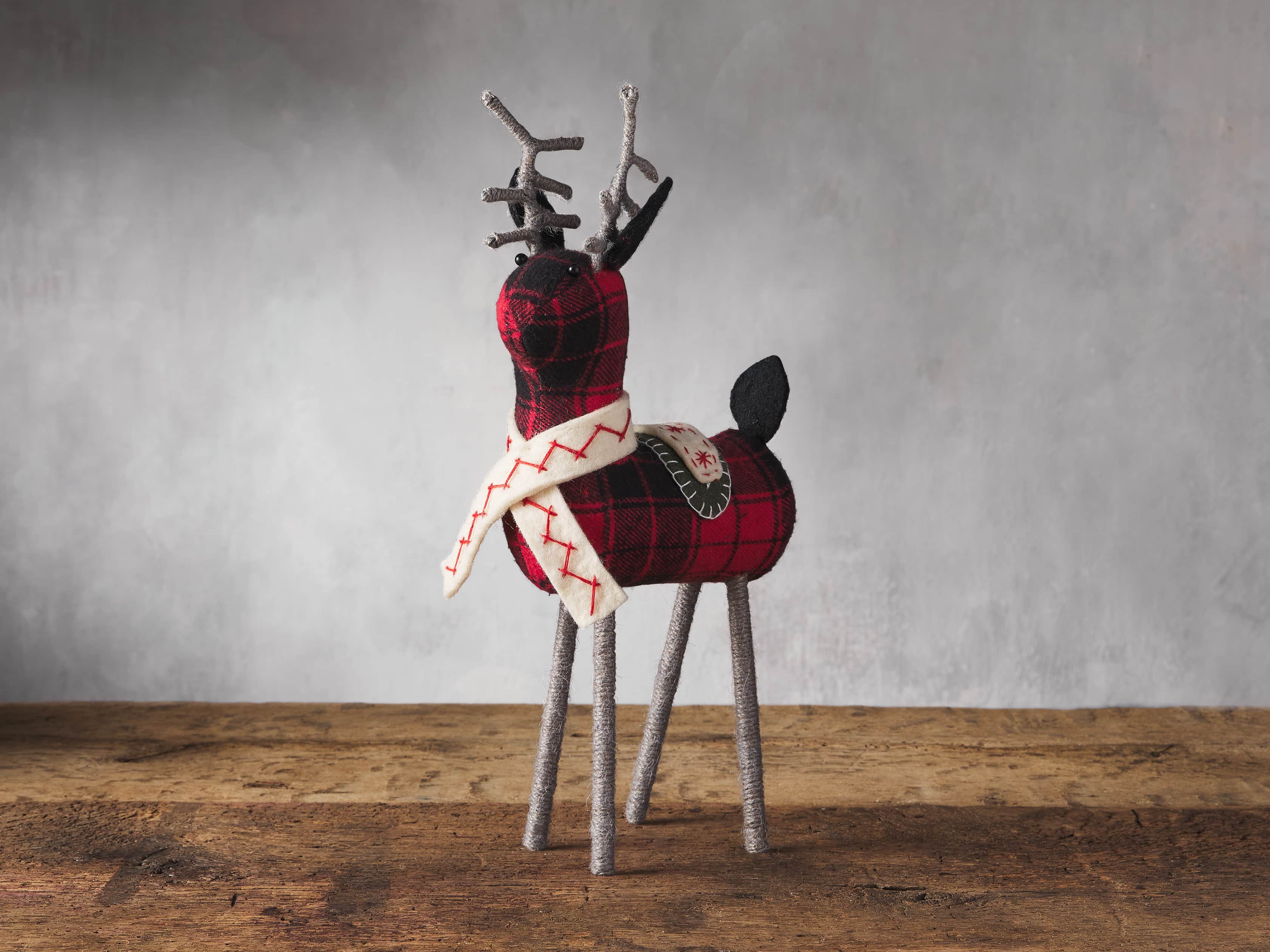 Tartan Tabletop Reindeer, slide 1 of 2