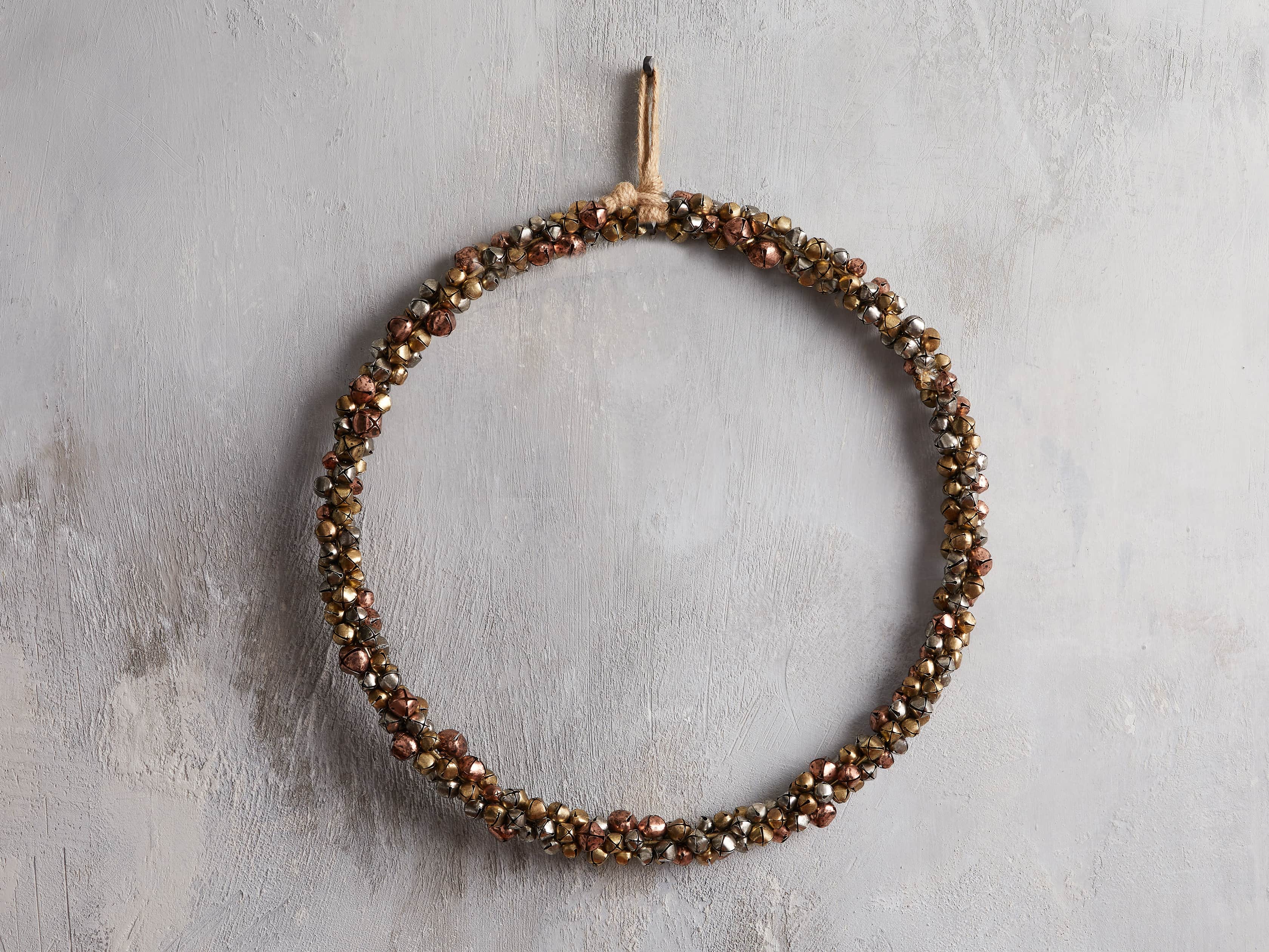 Jingle Bell Wreath, slide 1 of 3