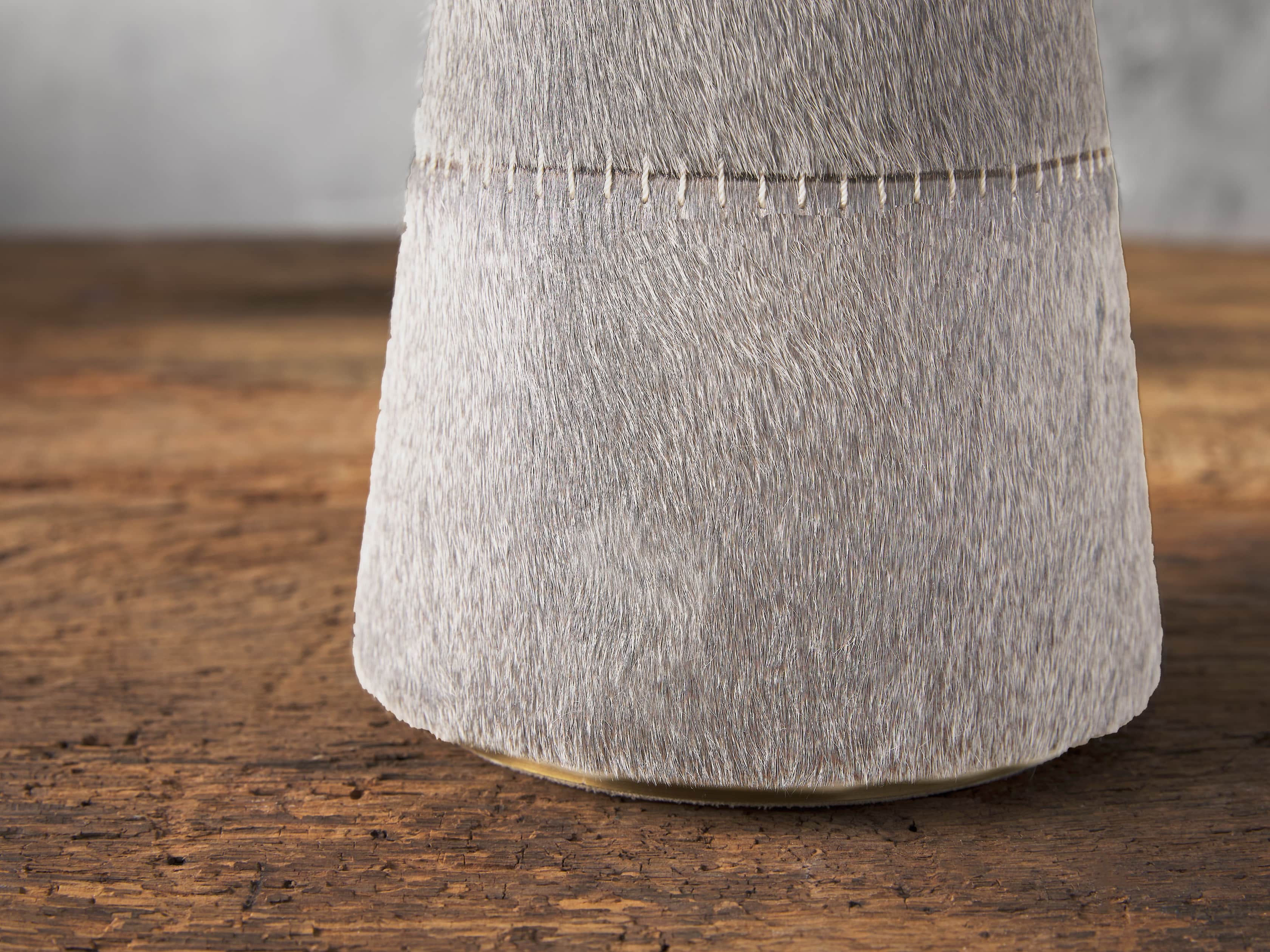 Large Grey Hide Tree in Light Grey, slide 2 of 3