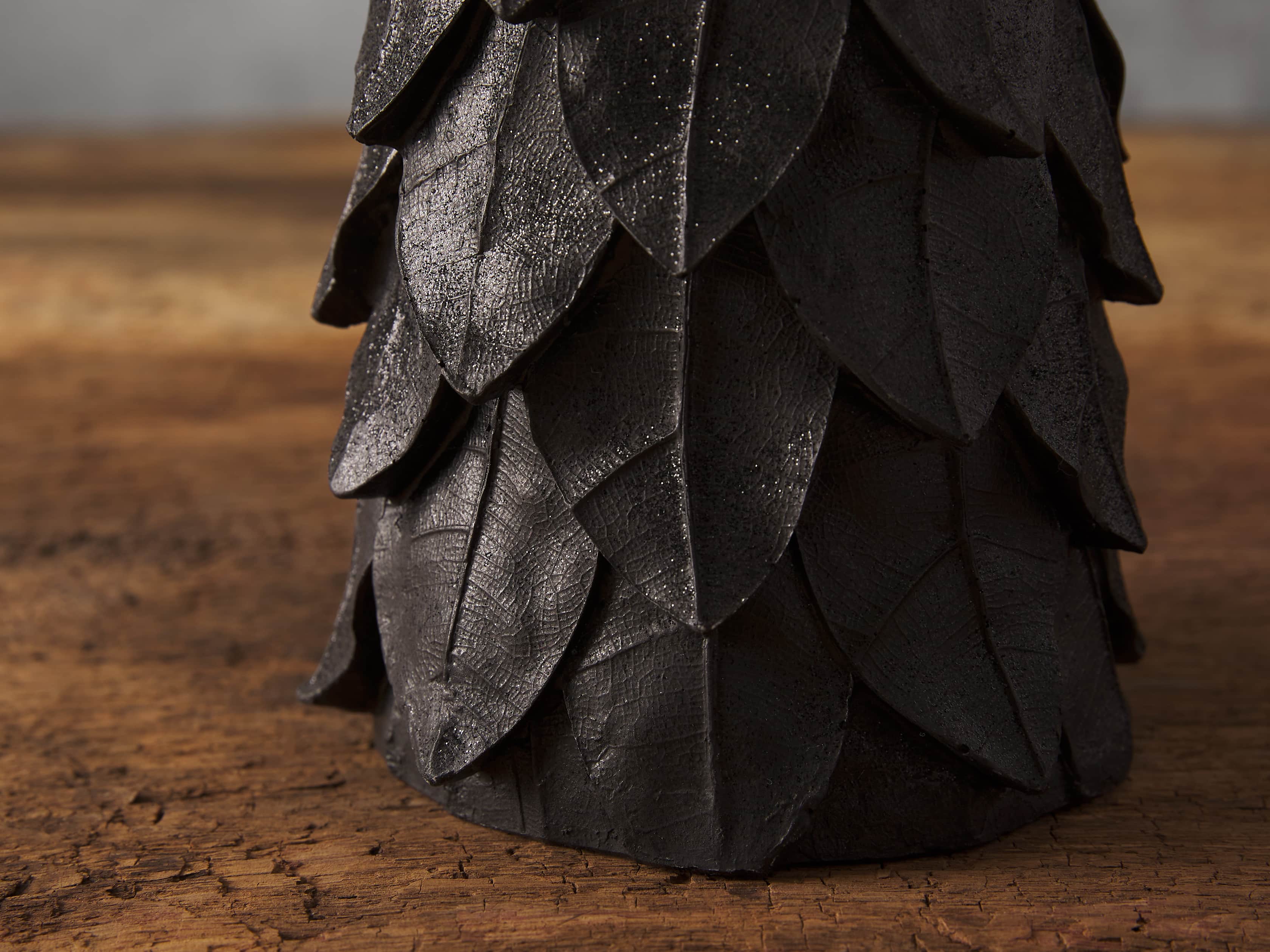Layered Leaf Tree, slide 2 of 3