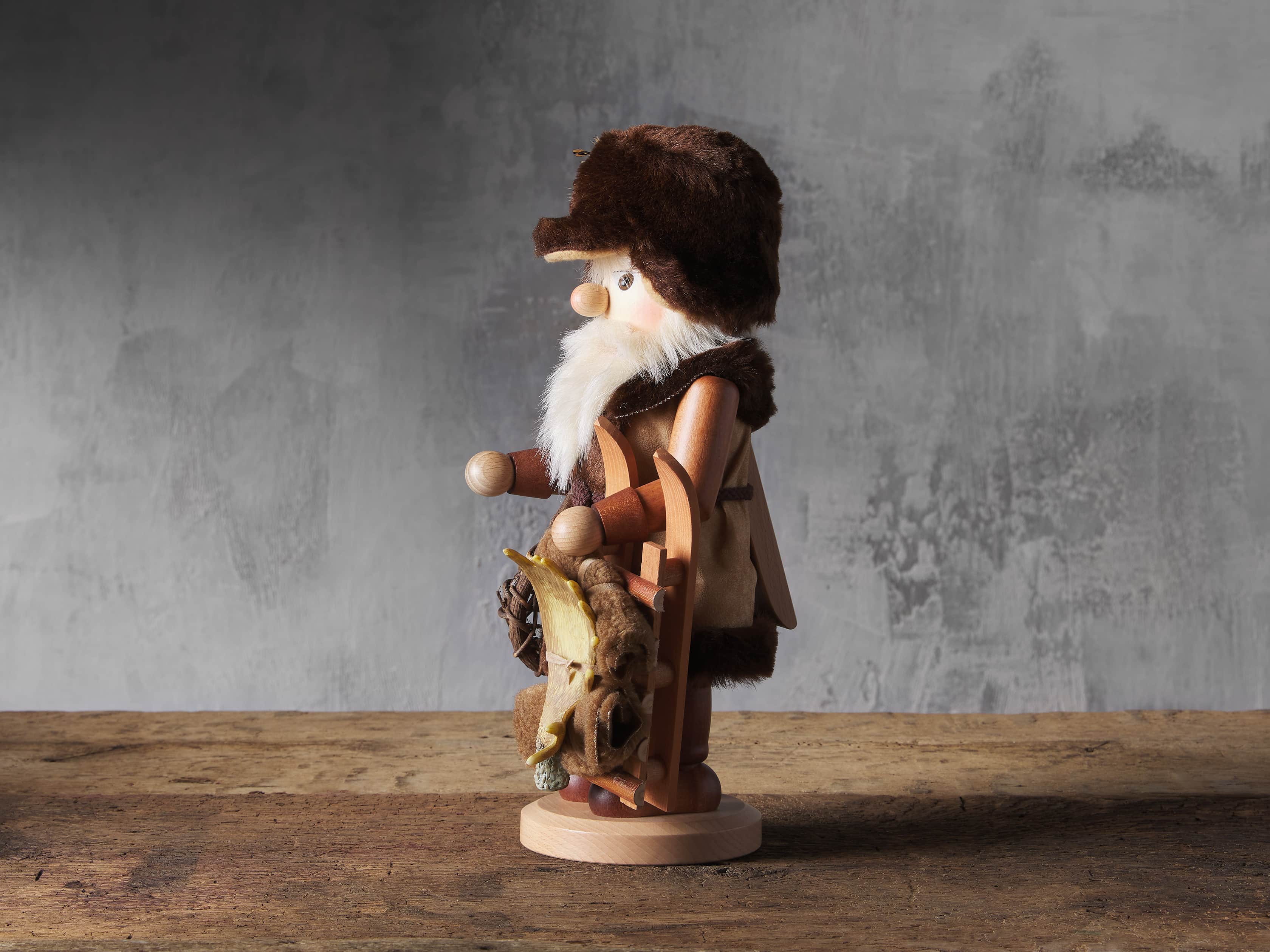 Trapper Nutcracker, slide 2 of 4