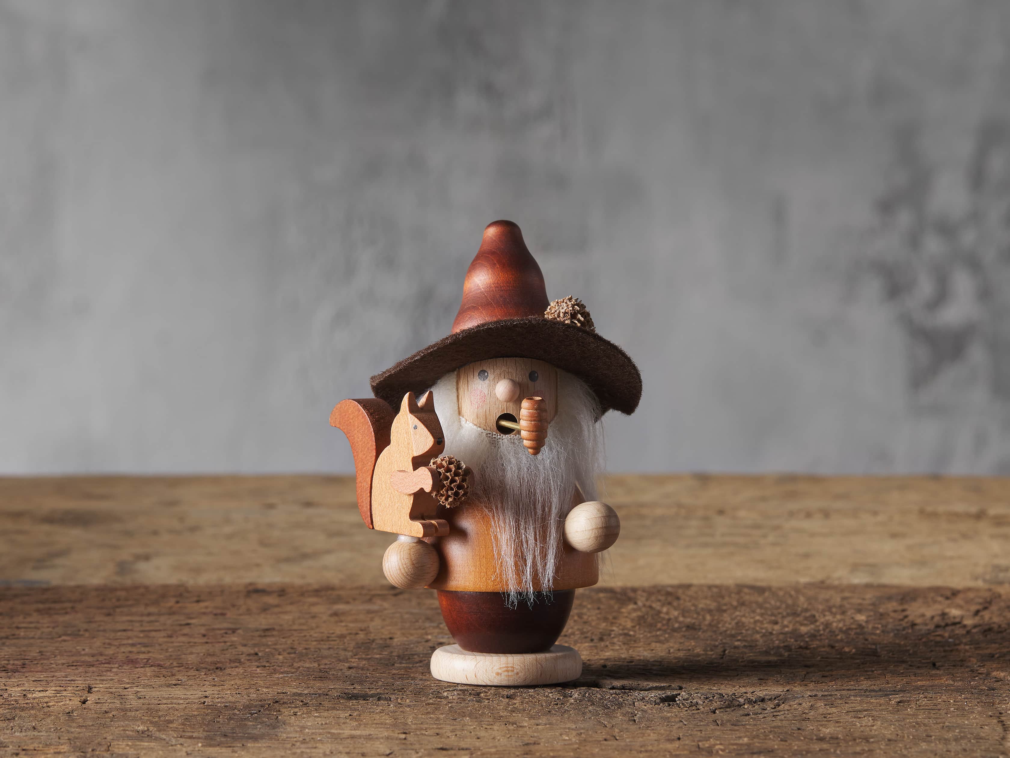 Woodsman Squirrel Incense Smoker, slide 1 of 3