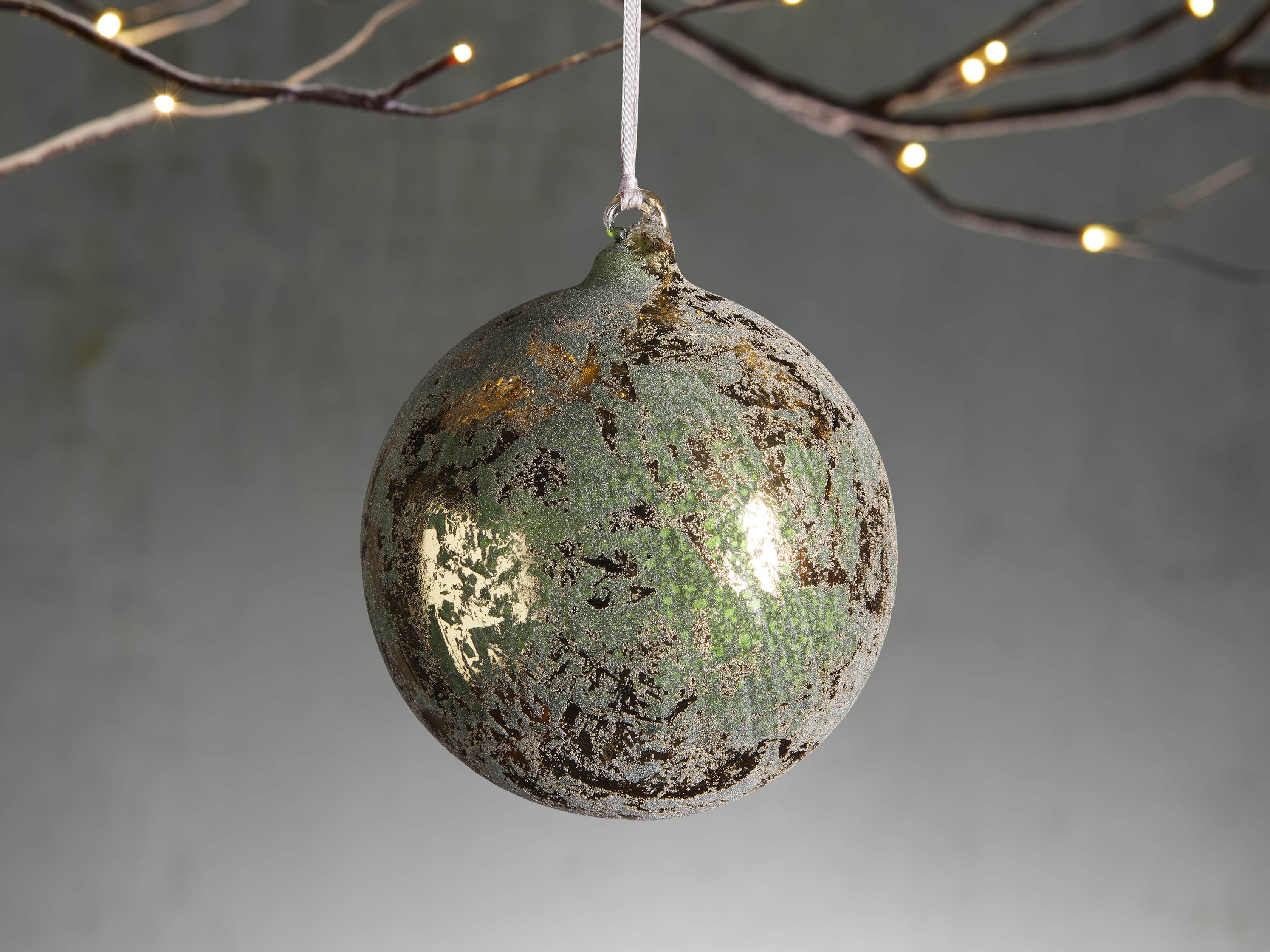 Green Filigree Leaf Ornament (Set of 6), slide 1 of 3