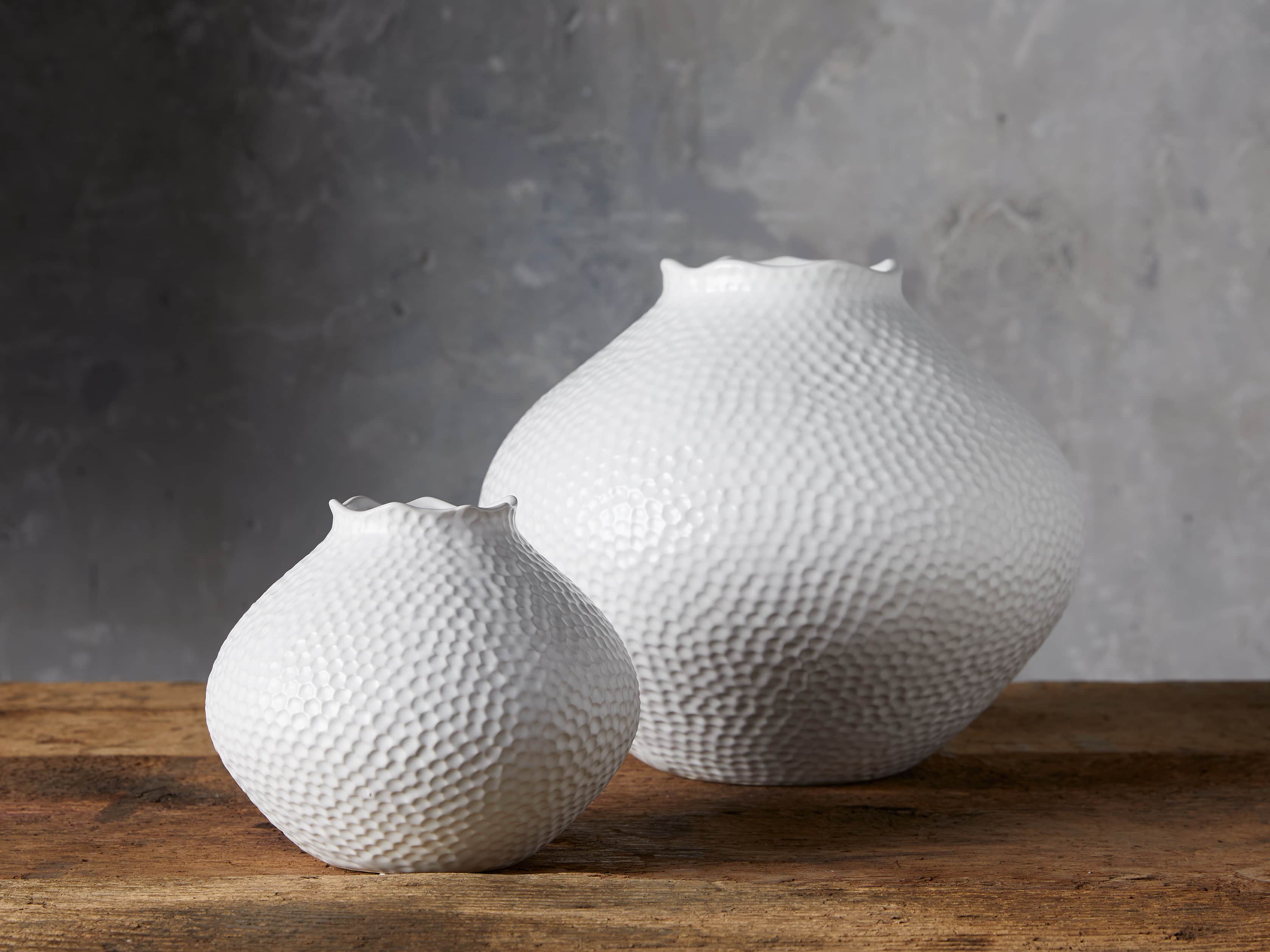 Large Eva Round Vase in White, slide 3 of 6