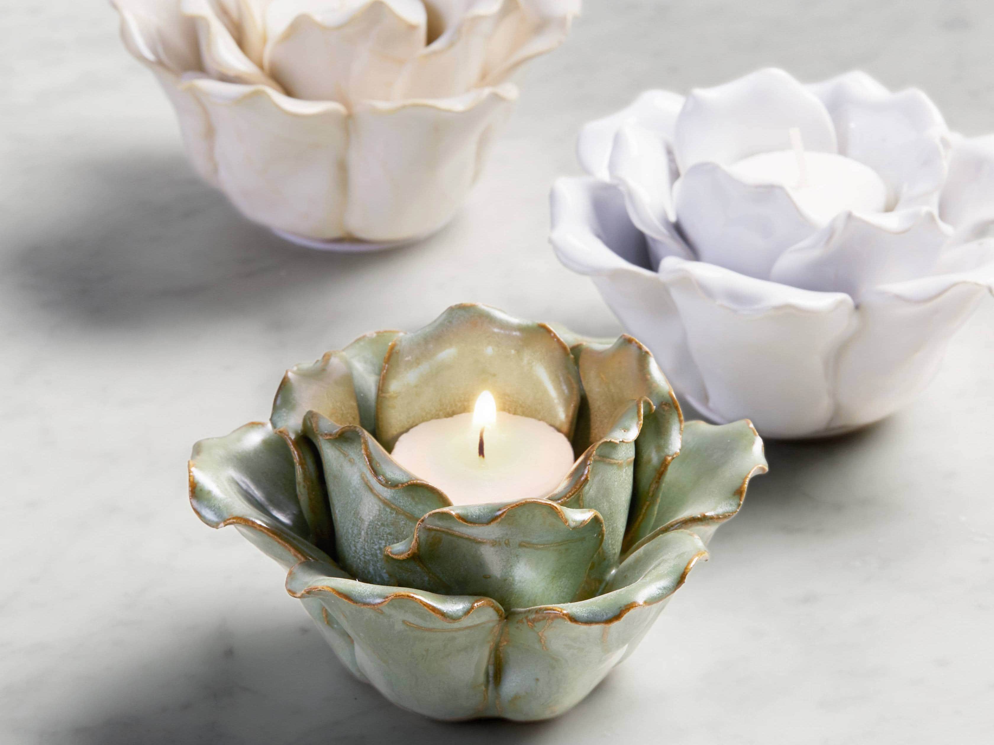 Blossom Tealight Holder in Cream