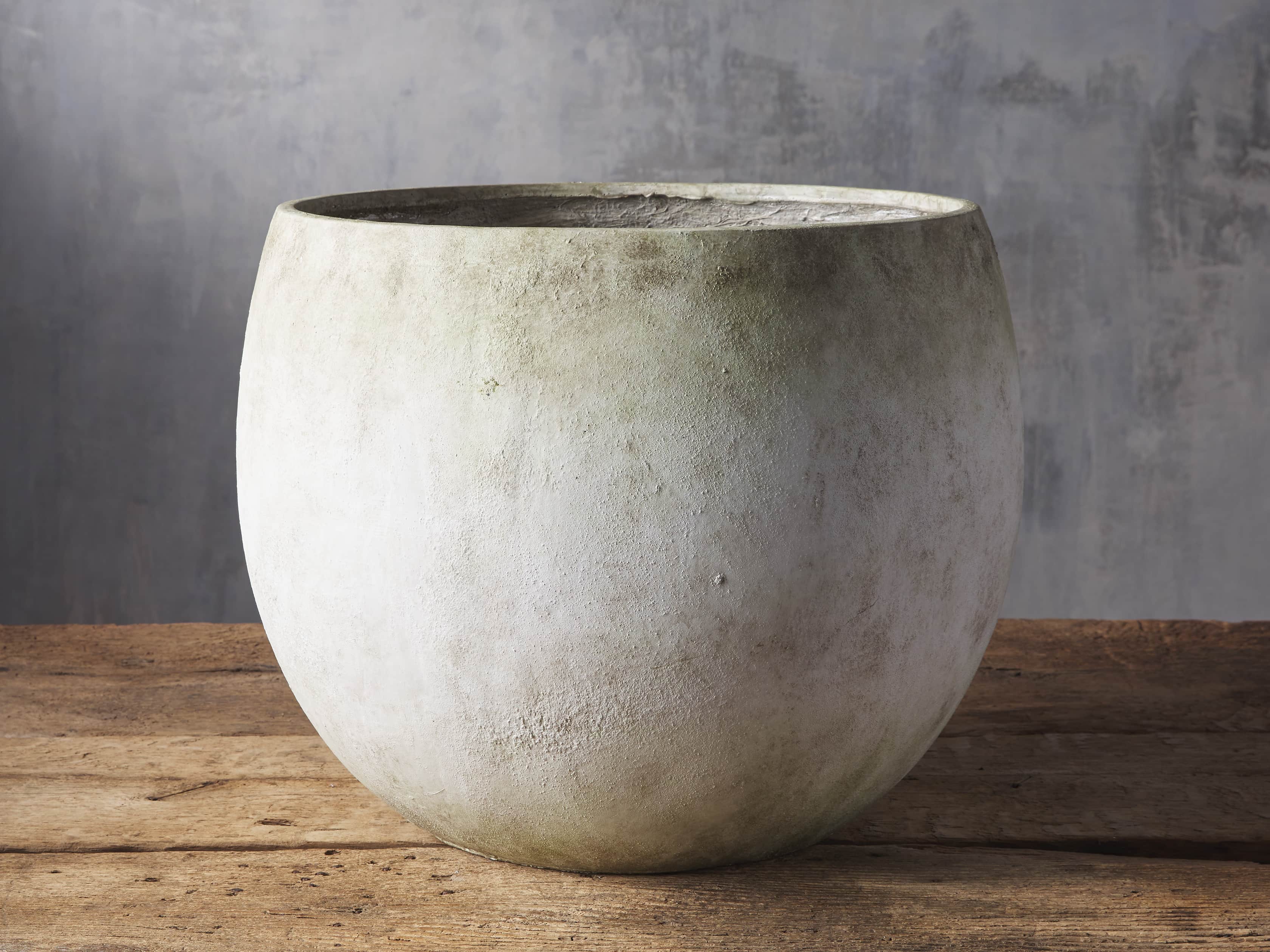 Miramar Planter, slide 1 of 5
