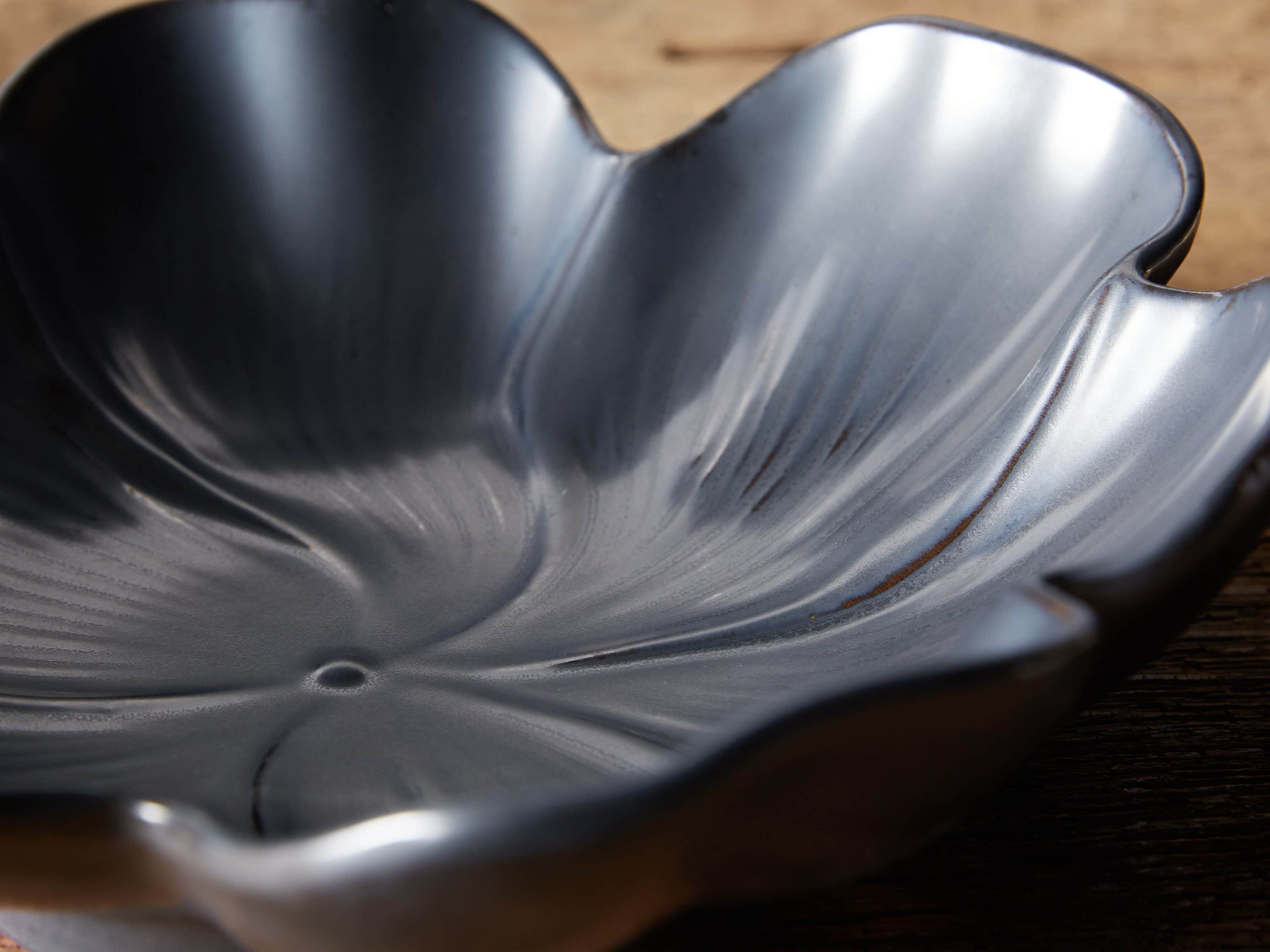 Magnolia 8" Plate in Matte Black, slide 2 of 4