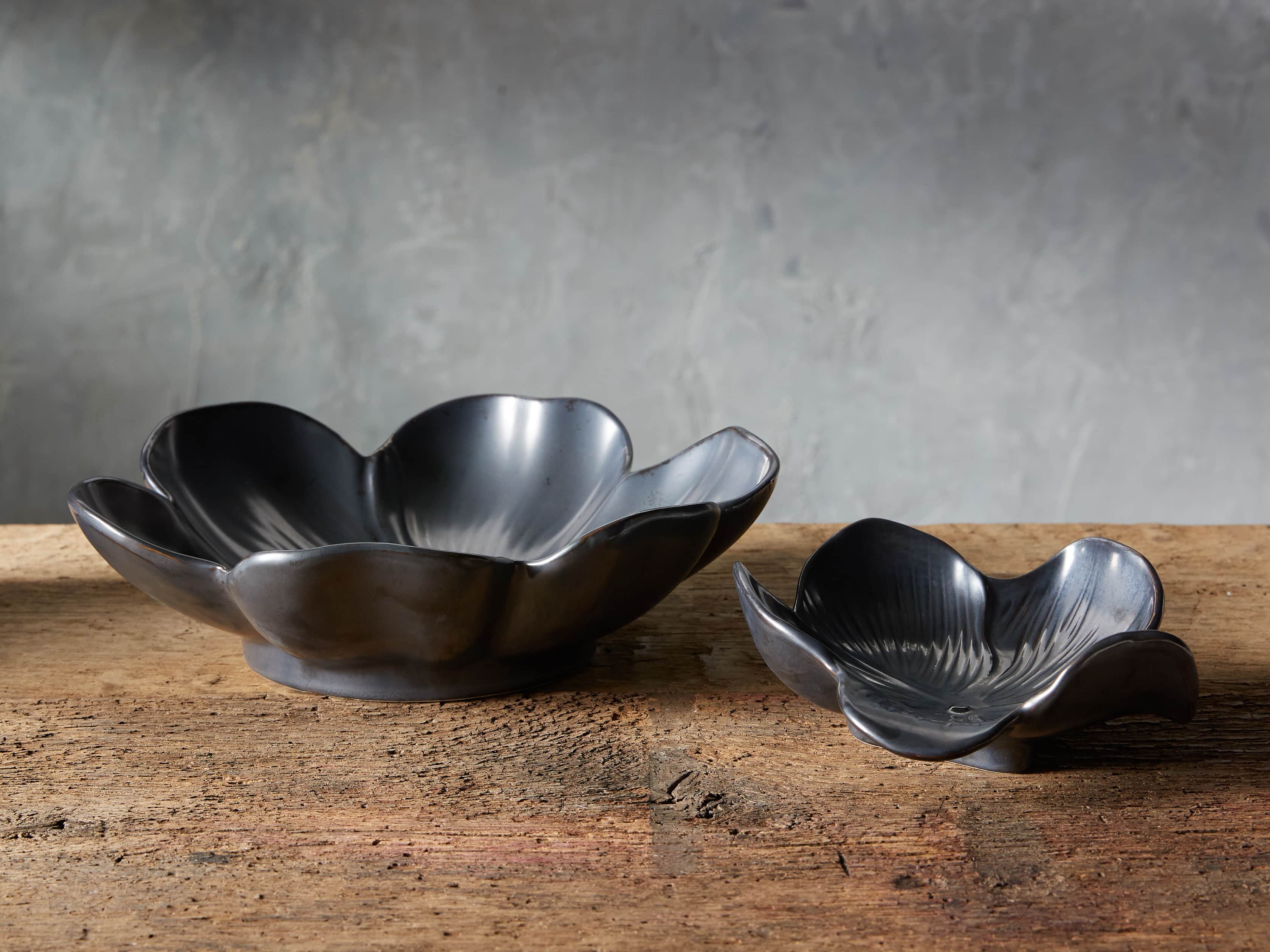 Magnolia 8" Plate in Matte Black, slide 3 of 4