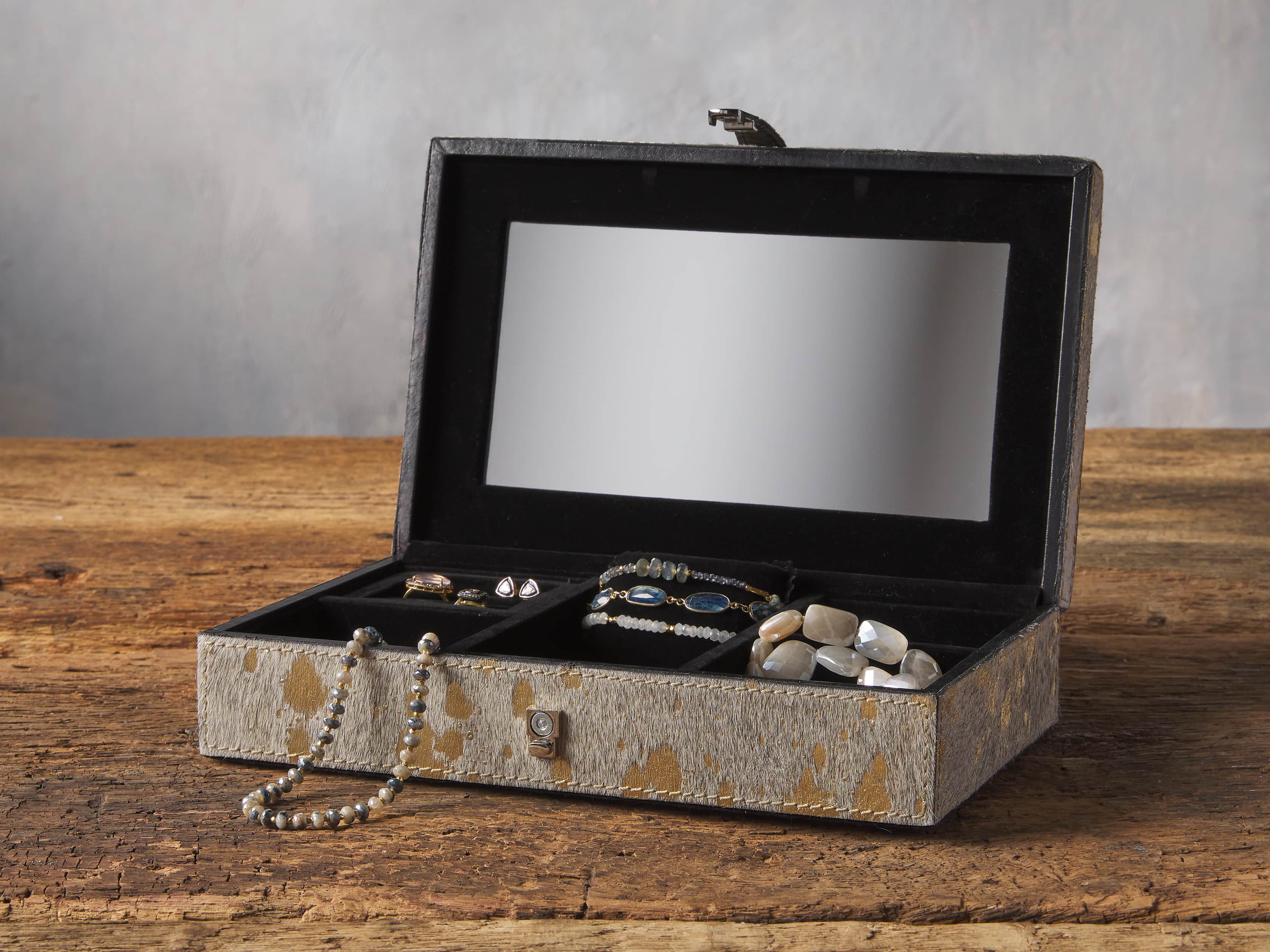 Shiloh Jewelry Box, slide 2 of 5