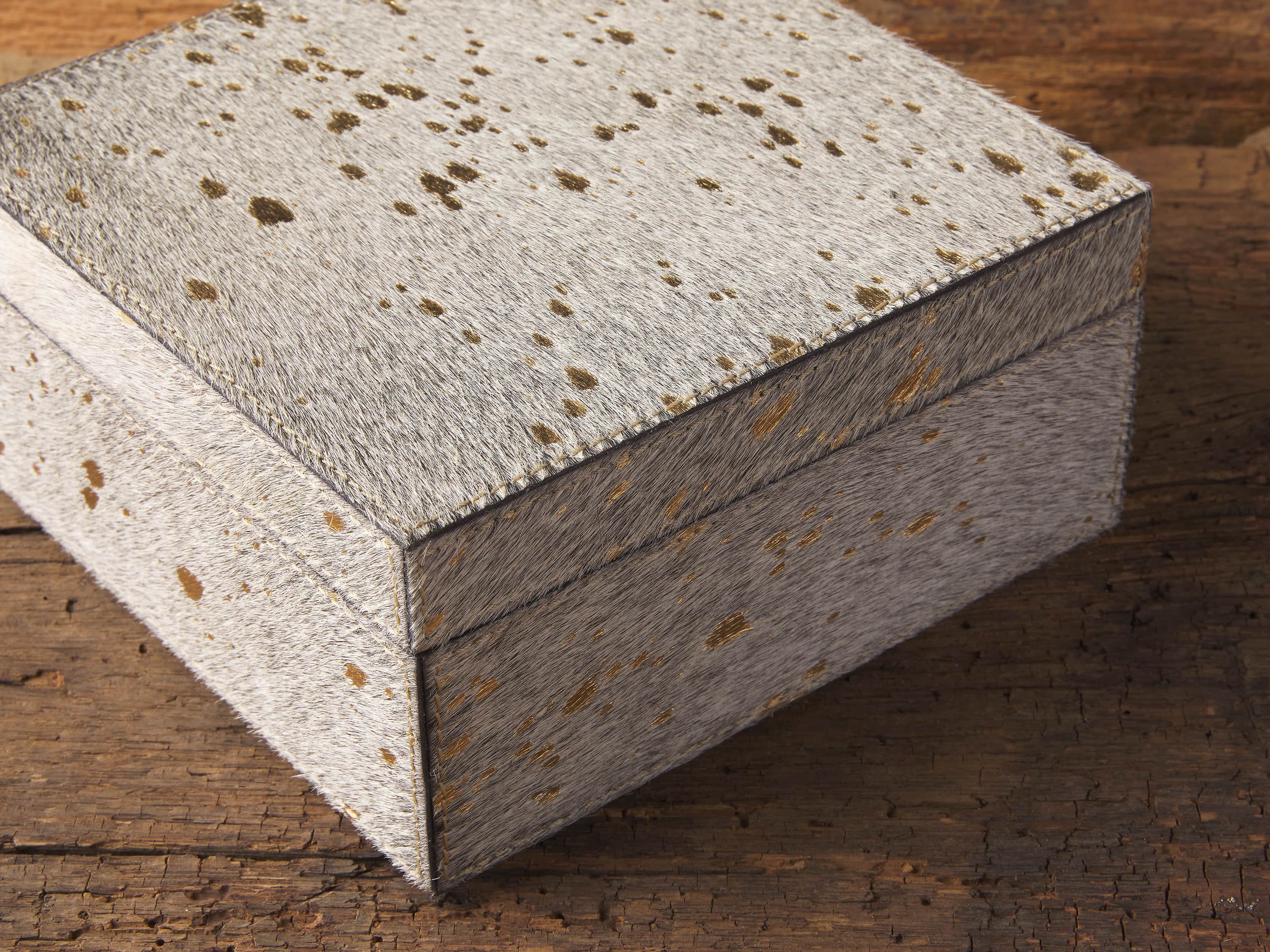 Small Shiloh Box, slide 2 of 4