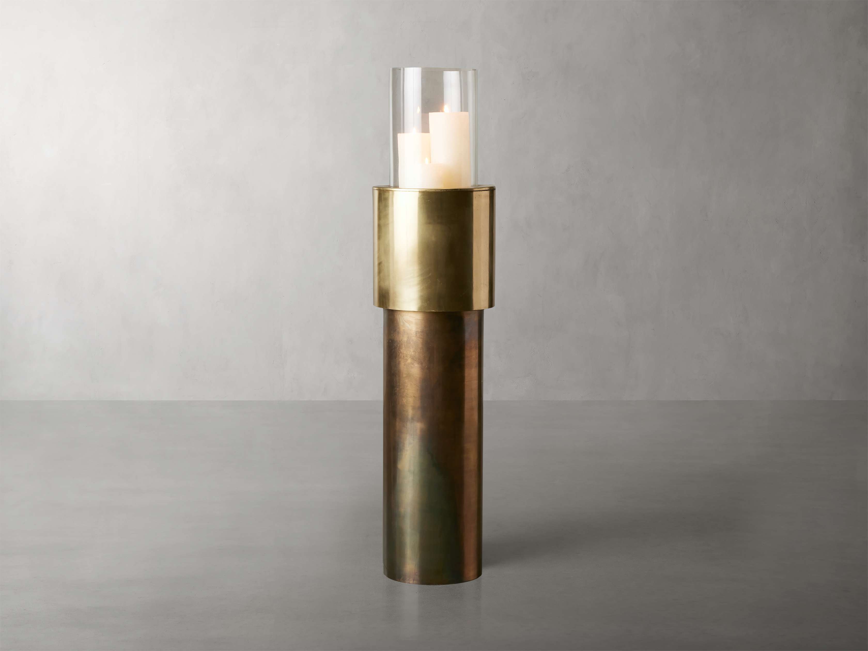 Marwa Candle Stand