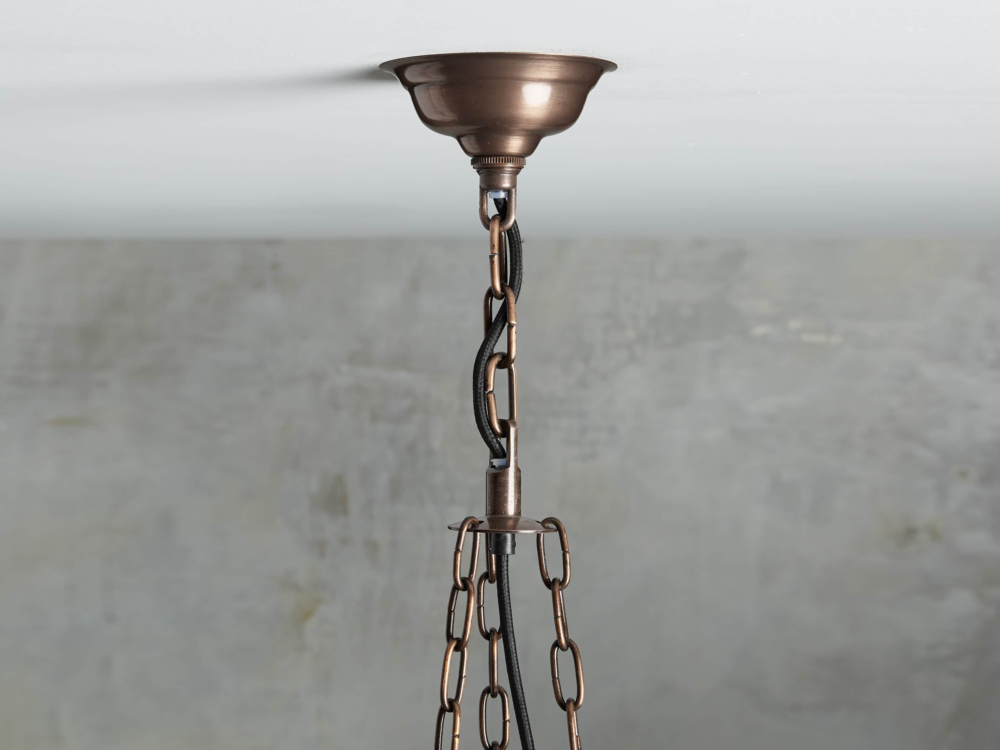 Laila Chandelier, slide 3 of 8