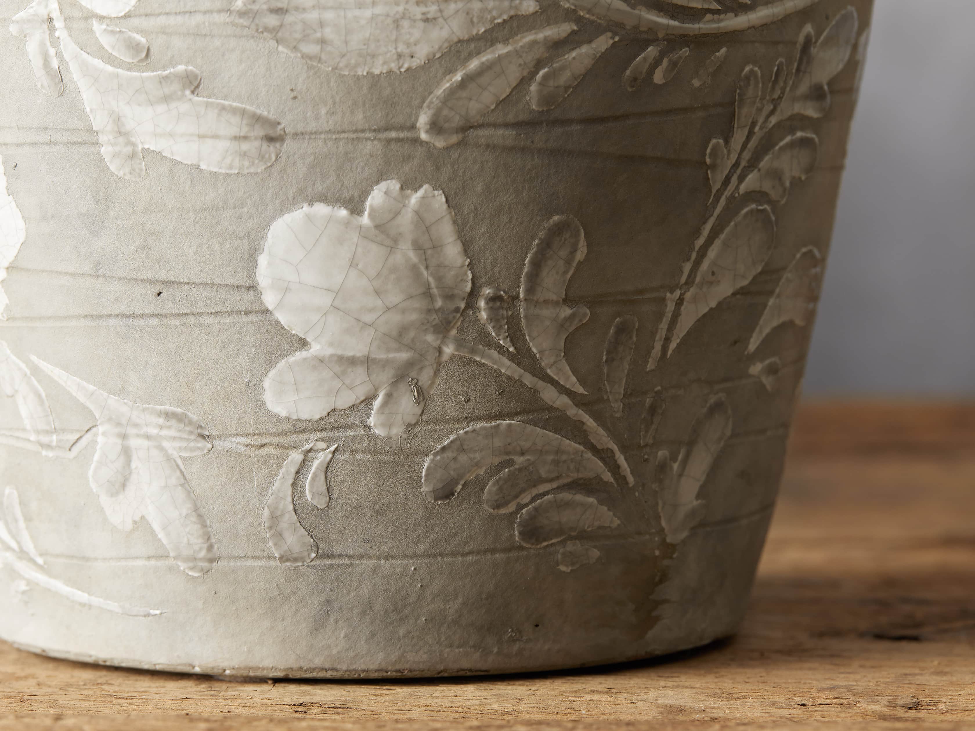 Large Flora Vase, slide 3 of 5