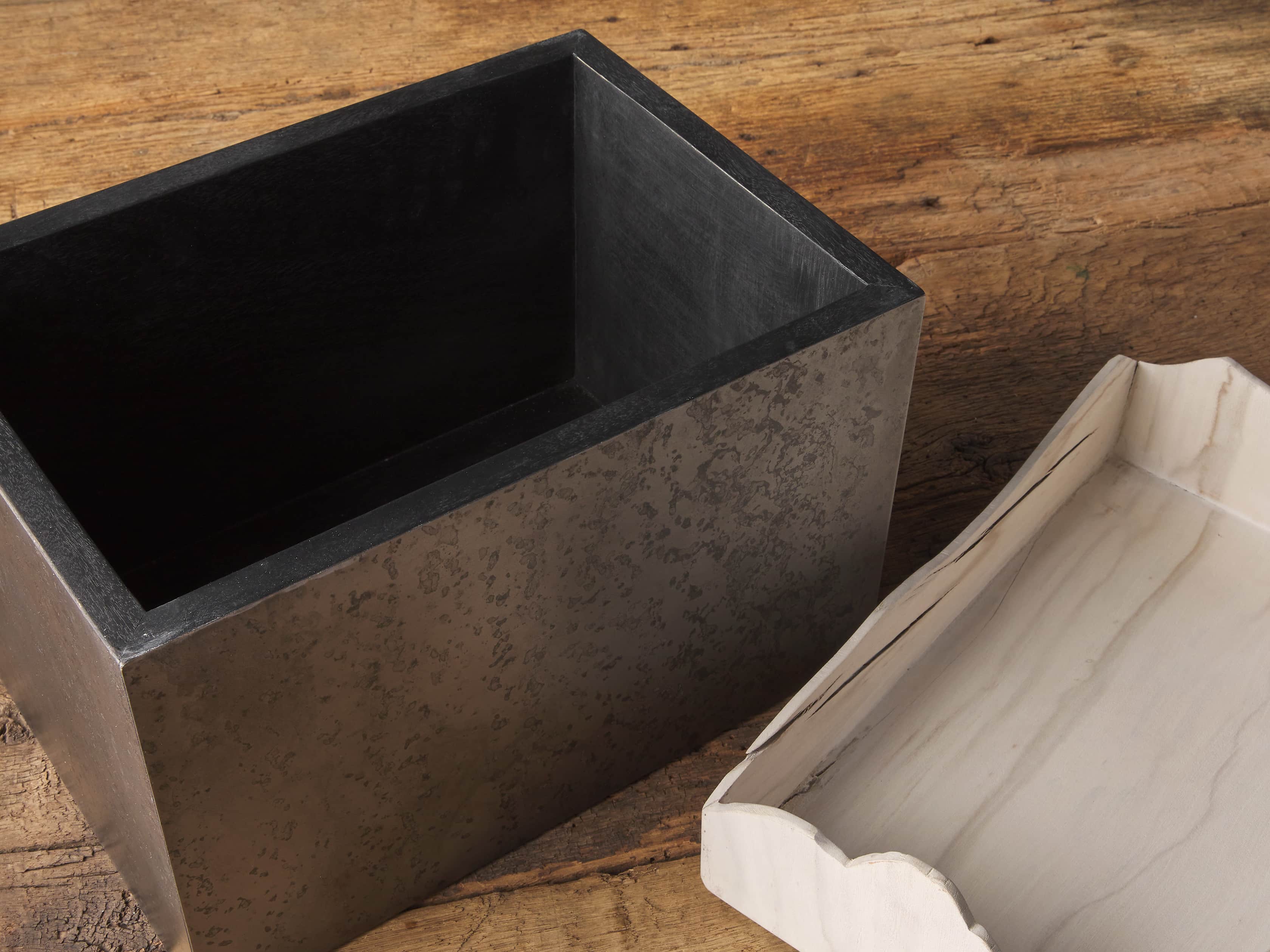 Large Ply Metal Box, slide 3 of 4