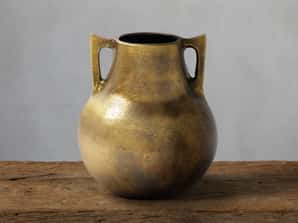 Thira Vase