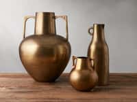 Taddeo Low Pot