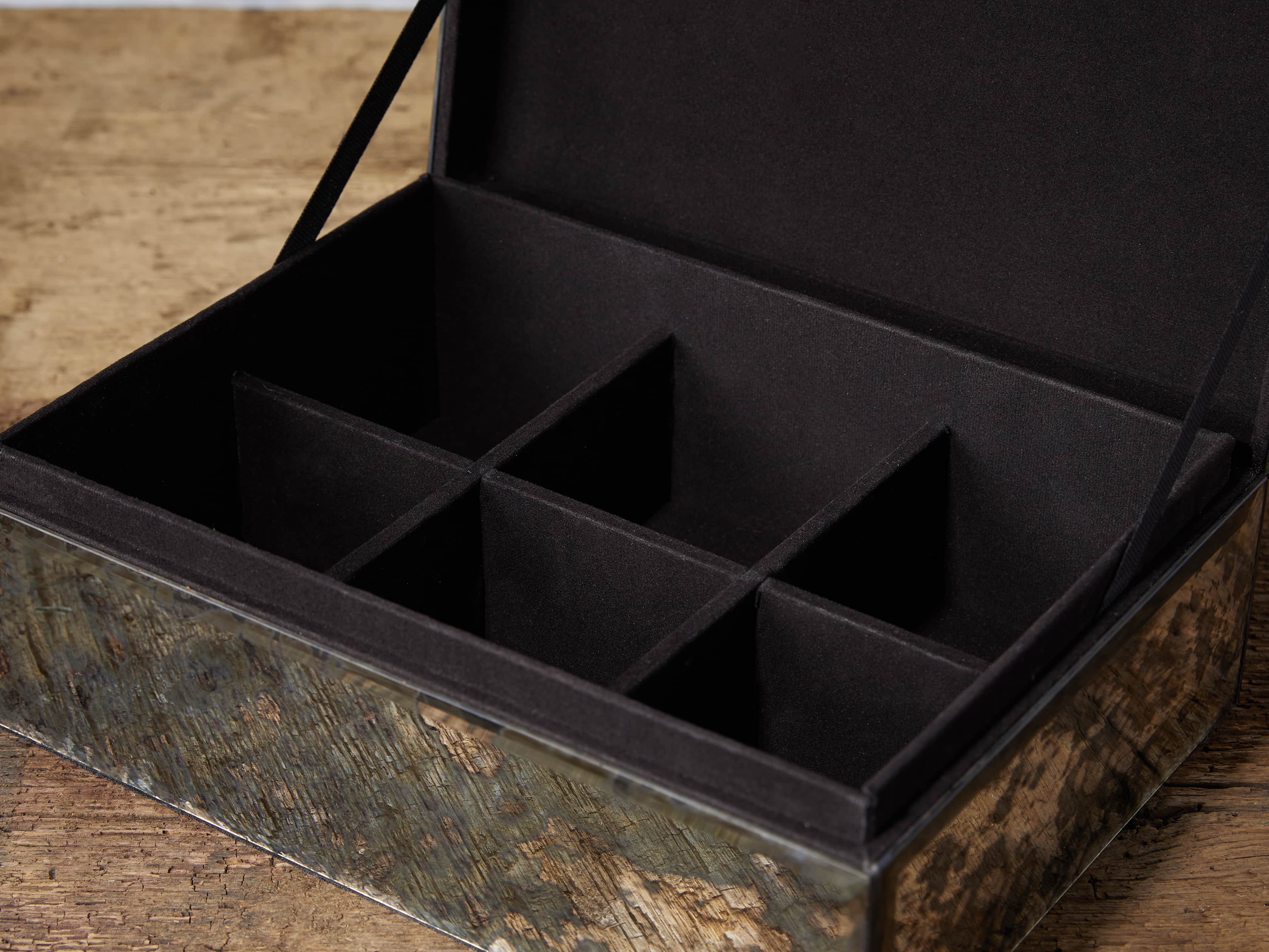 Vienne Jewelry Box, slide 2 of 3