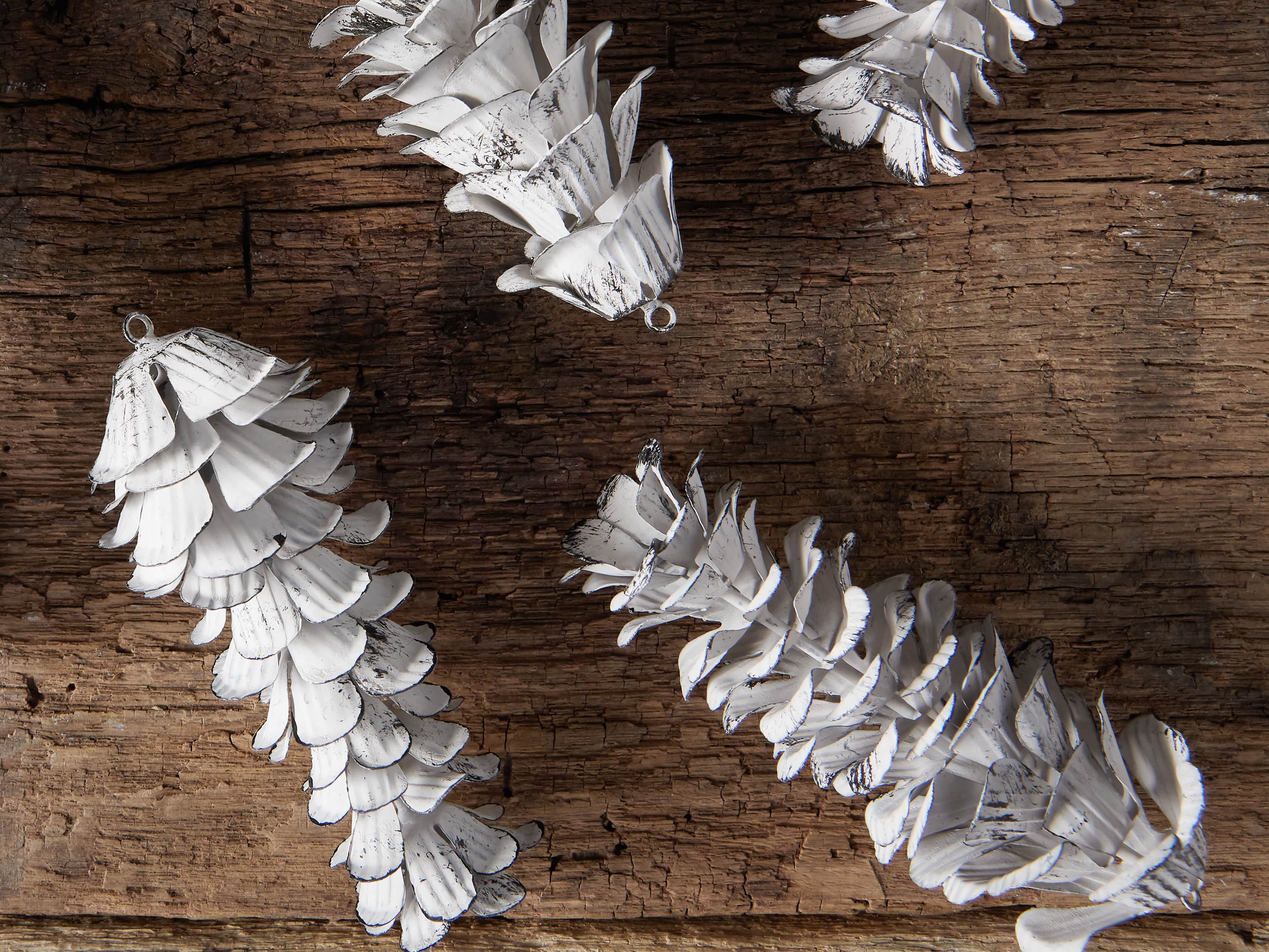 6.25" Pinecone Ornament set