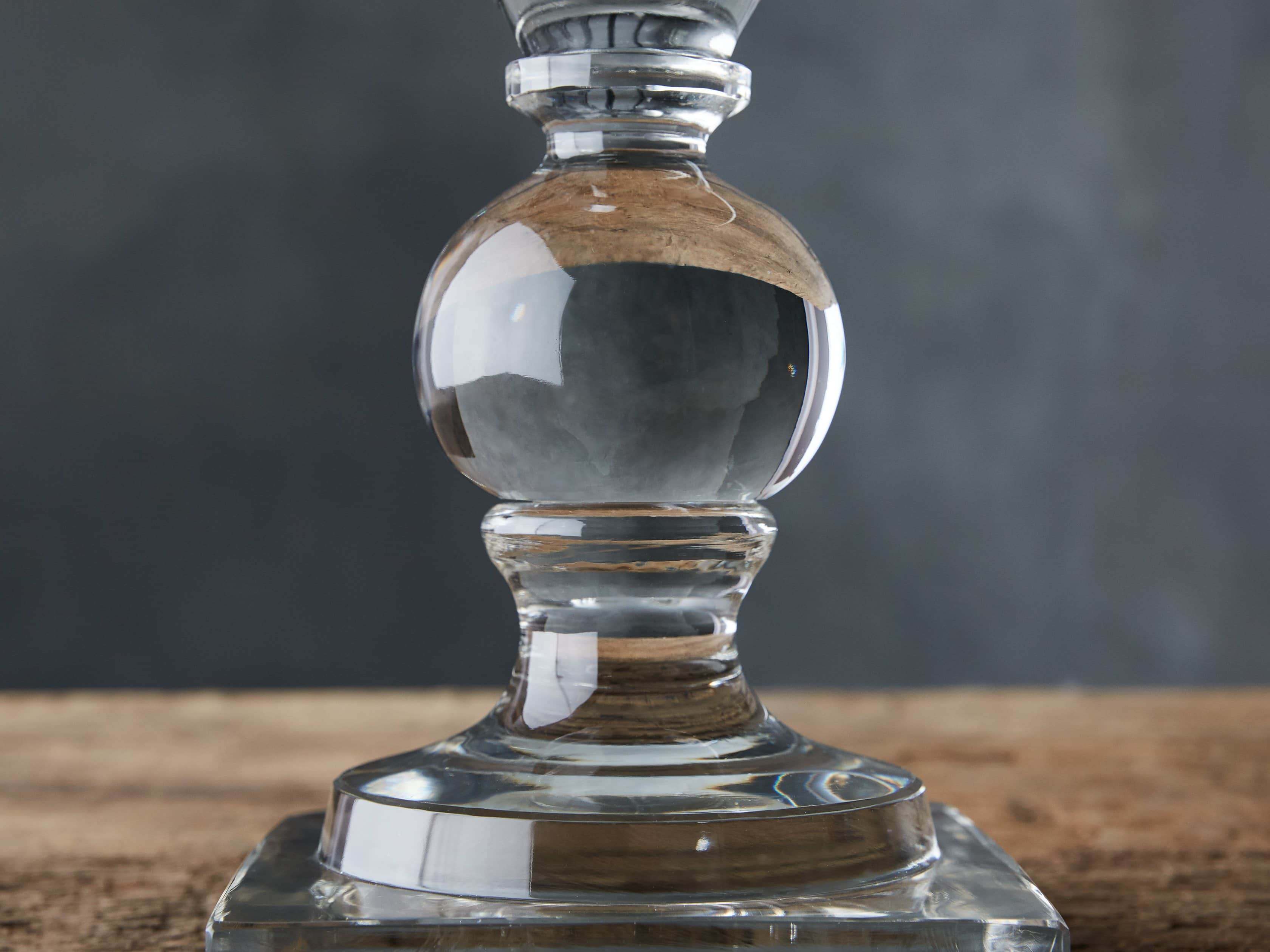 Chilton 9" Pillar Holder