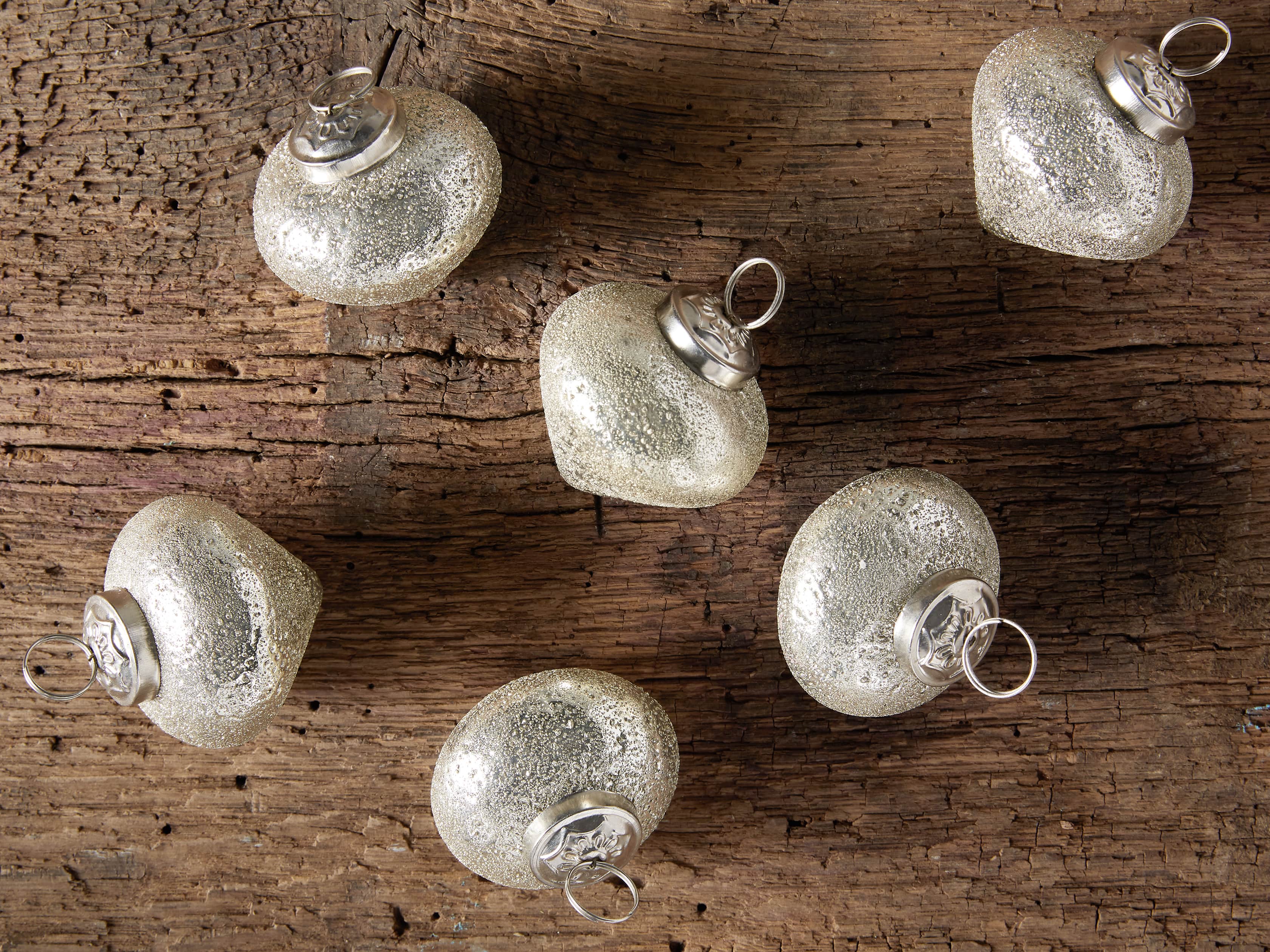 Ice Turnip Ornament in Silver set