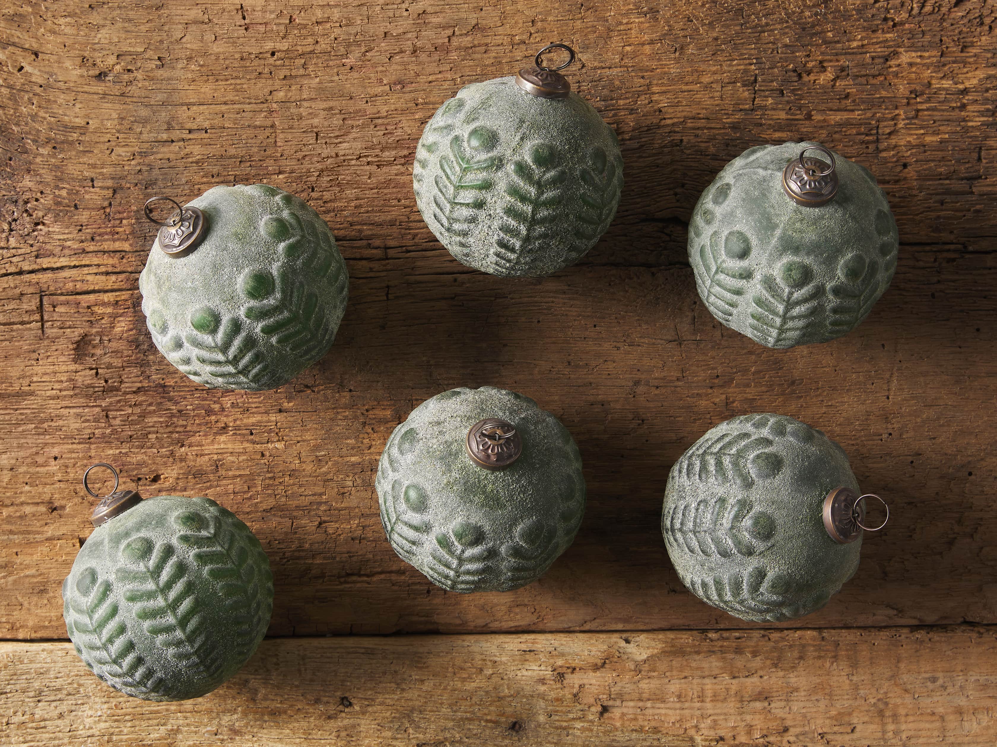Floral Ornament in Green (Set of 4), slide 2 of 2